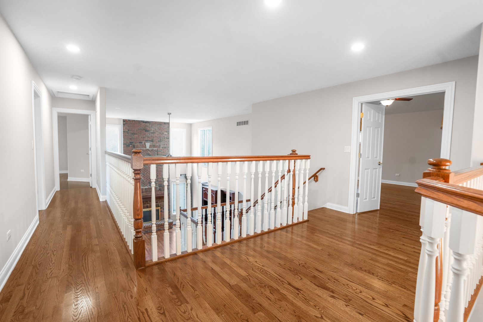 2211 Skylane Drive, Naperville, IL 60564
