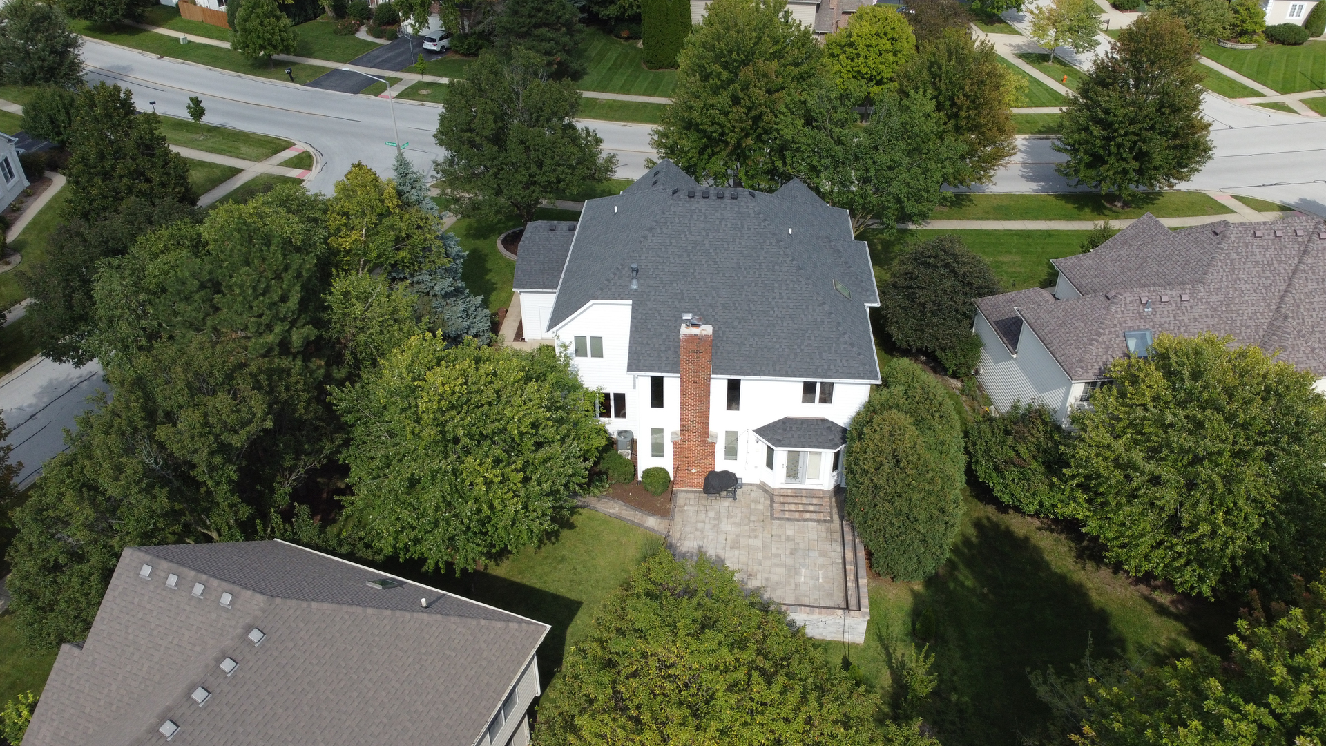 2211 Skylane Drive, Naperville, IL 60564
