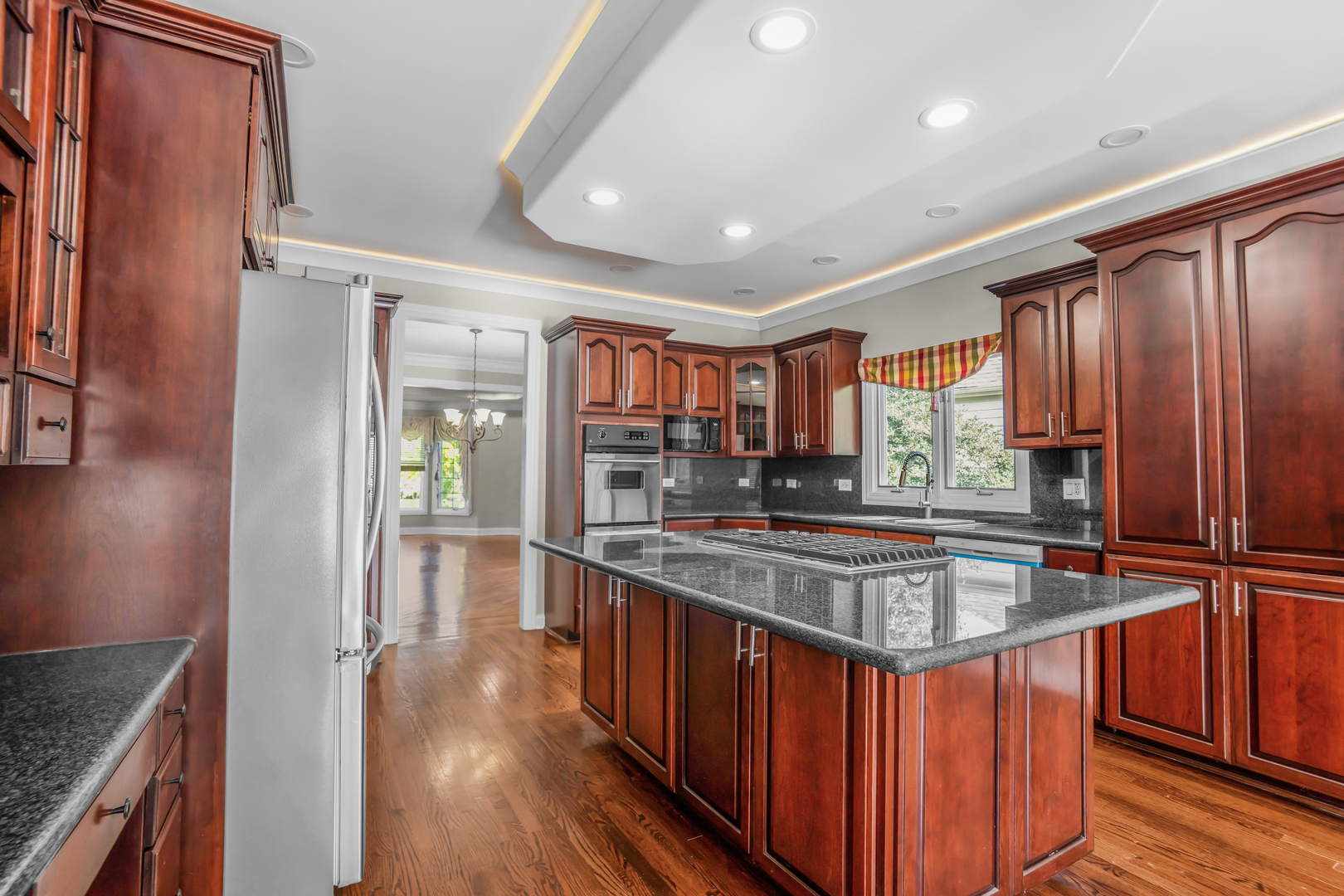 2211 Skylane Drive, Naperville, IL 60564