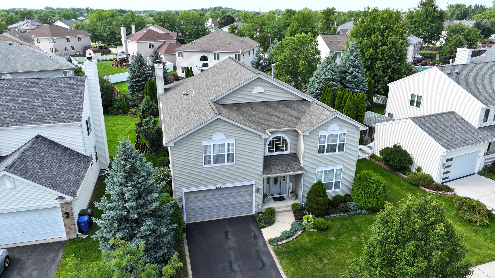 6415 Grassmere Lane, Carpentersville, IL 60110
