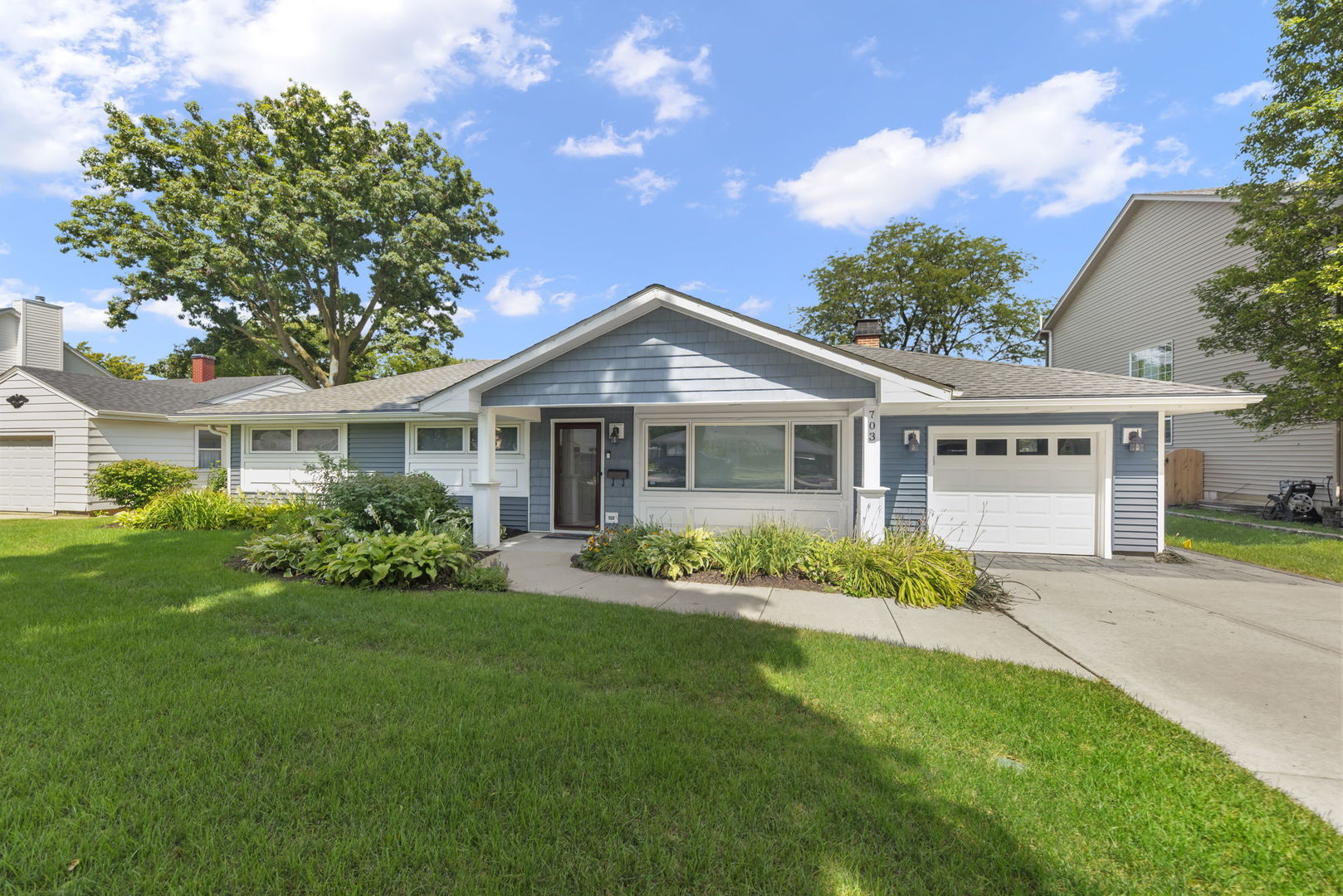 703 Wakeman Avenue, Wheaton, IL 60187