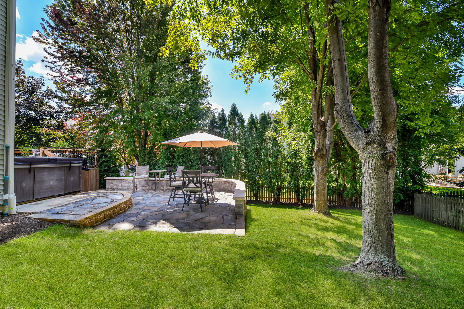 535 Red Sky Drive, St. Charles, IL 60175
