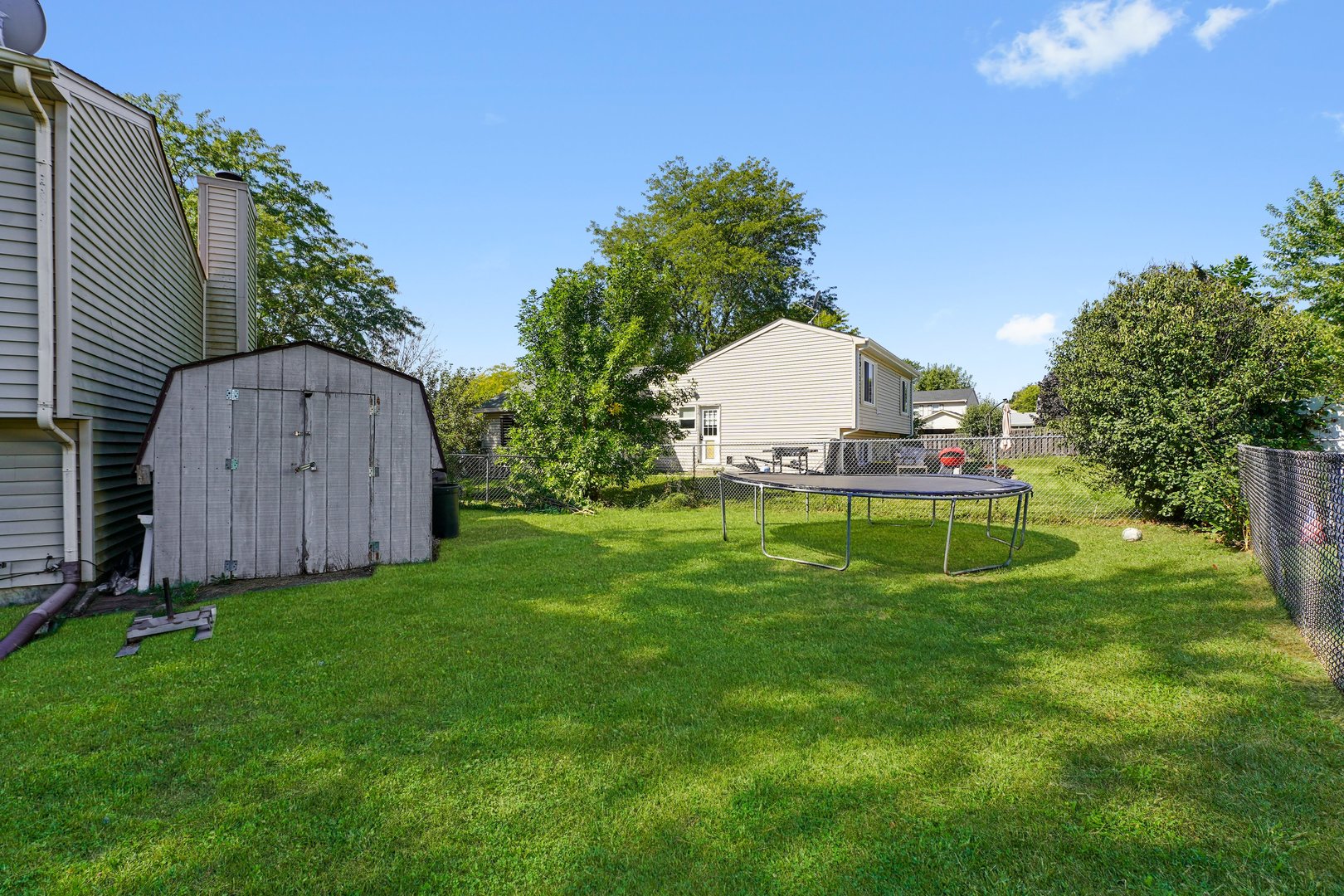 351 Juniper Court, Carol Stream, IL 60188