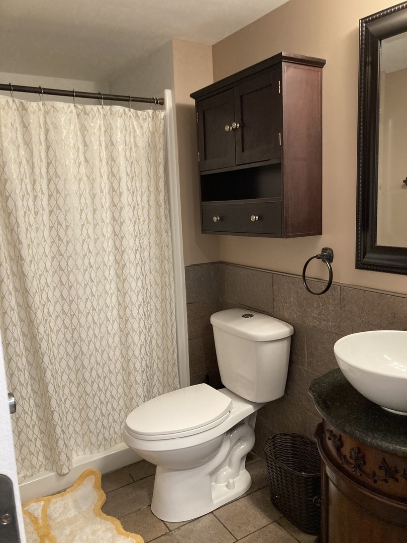 351 Juniper Court, Carol Stream, IL 60188