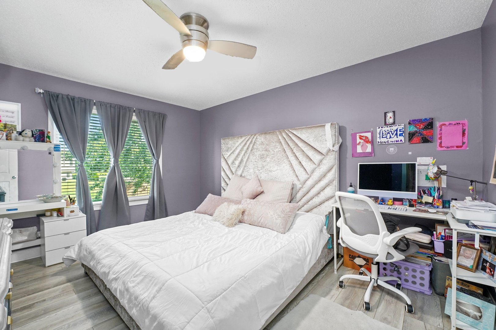 351 Juniper Court, Carol Stream, IL 60188