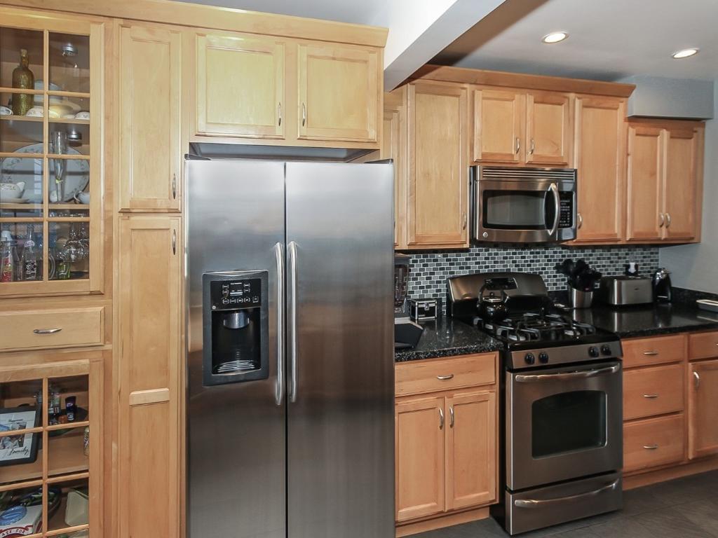3450 N Ozanam Avenue, Chicago, IL 60634