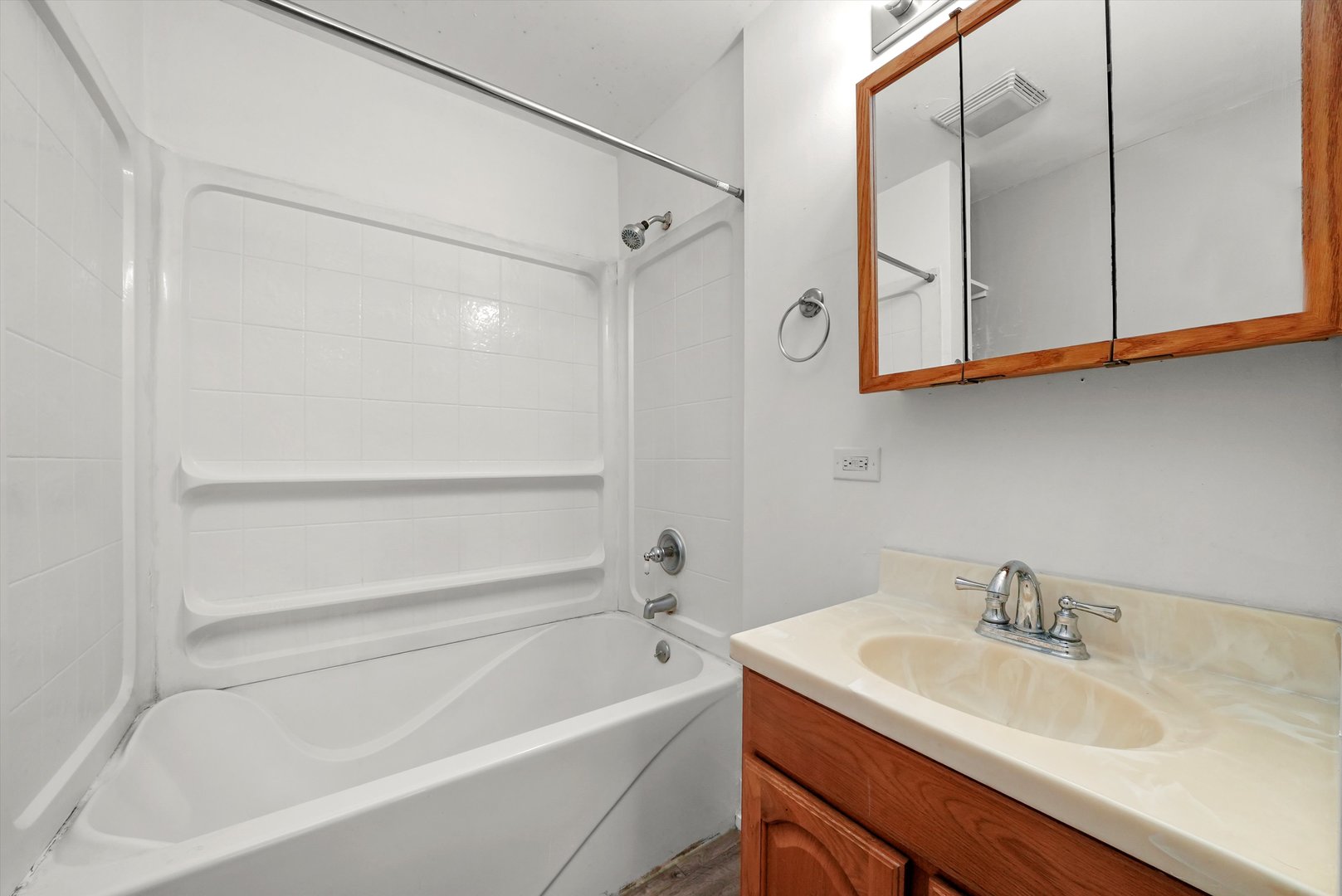 200 E 11th Street, Lockport, IL 60441