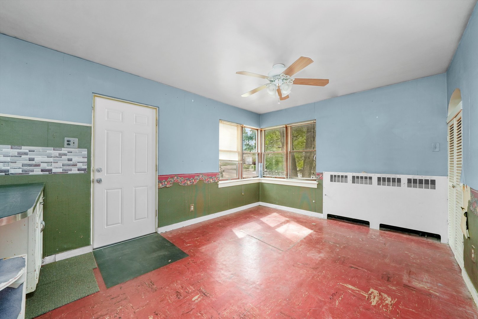 200 E 11th Street, Lockport, IL 60441