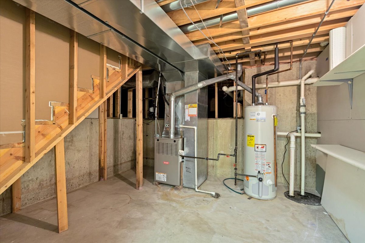 1807 Nottingham Road, Woodridge, IL 60517