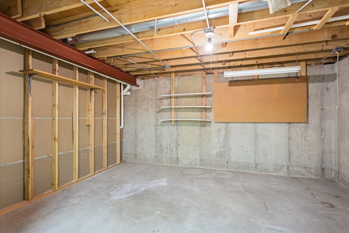 1807 Nottingham Road, Woodridge, IL 60517