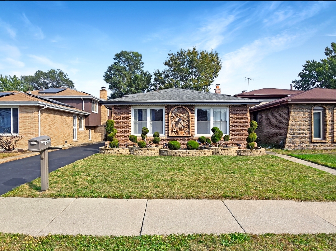 301 Cornell Avenue, Calumet City, IL 60409