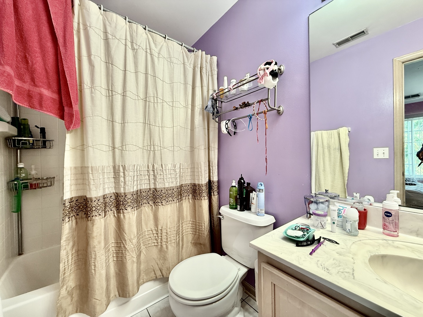 1655 Geneva Drive #1655, Wheeling, IL 60090