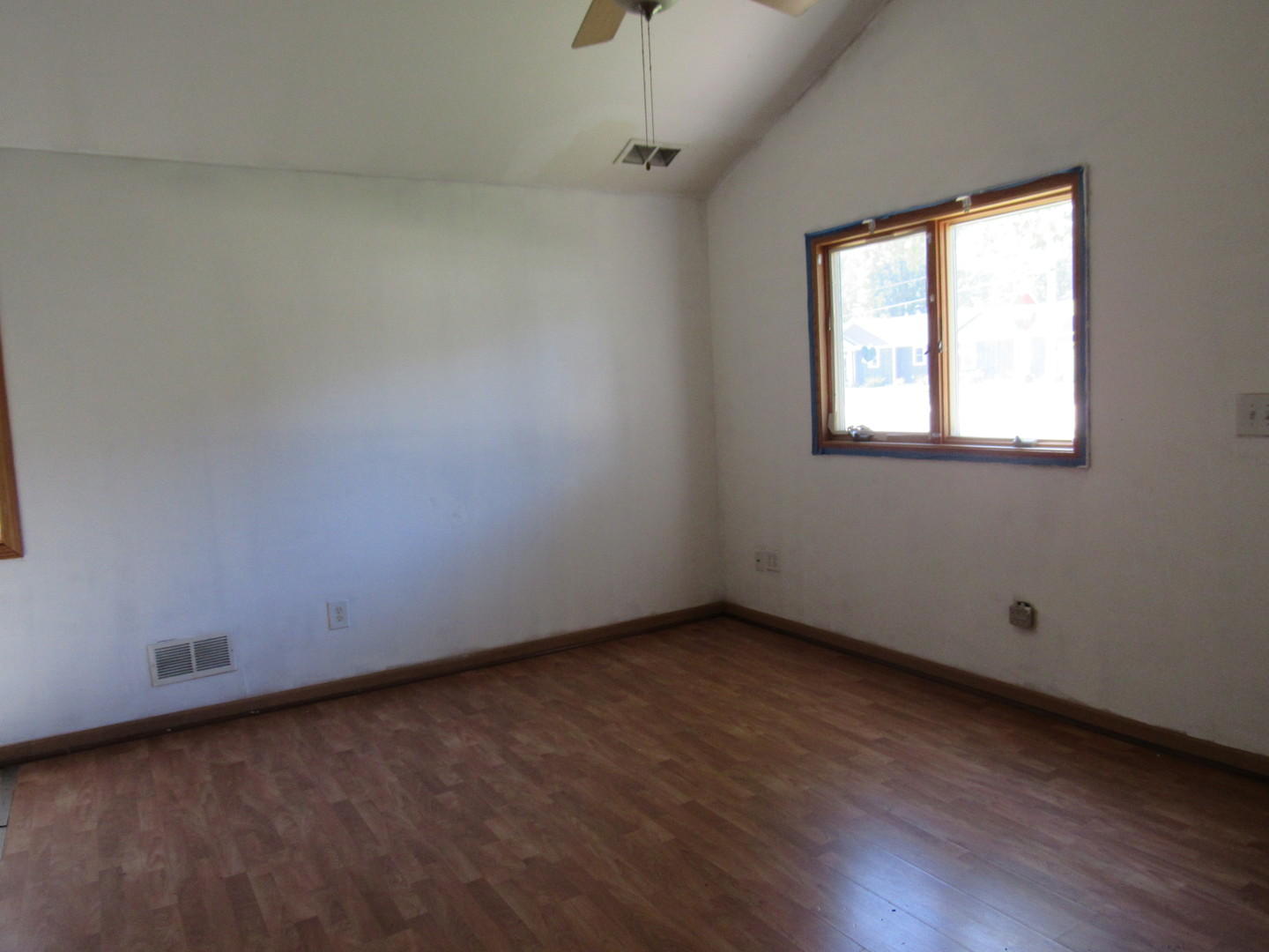 303 N Division Street, Braidwood, IL 60408