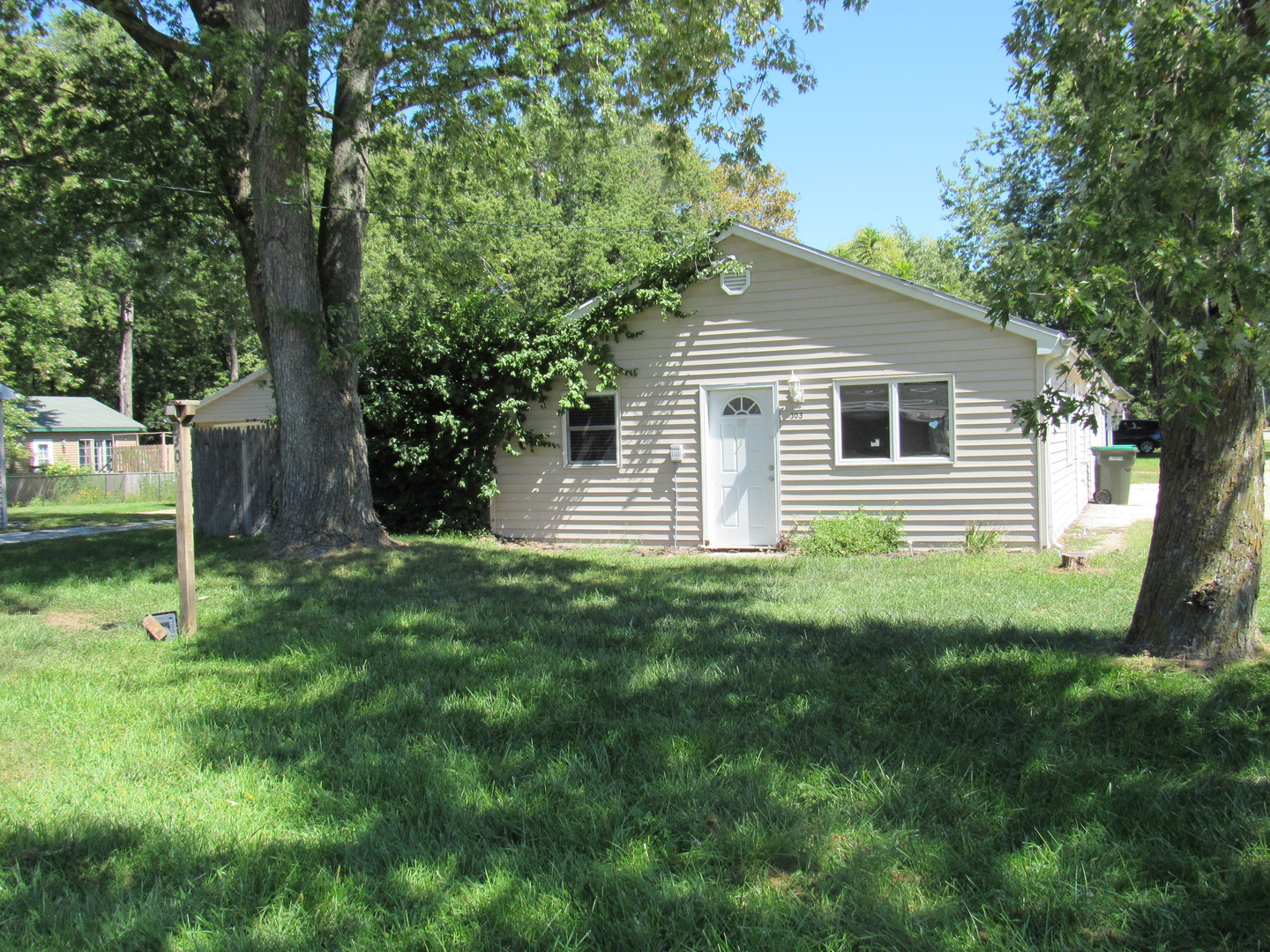 303 N Division Street, Braidwood, IL 60408