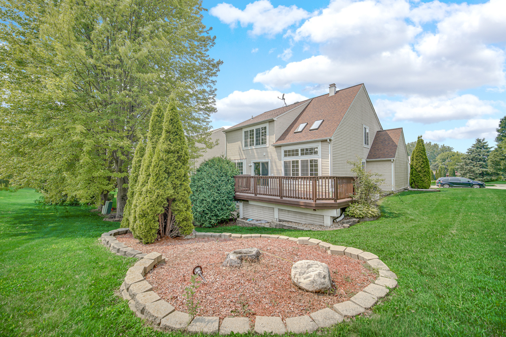 537 Rose Lane, Bartlett, IL 60103