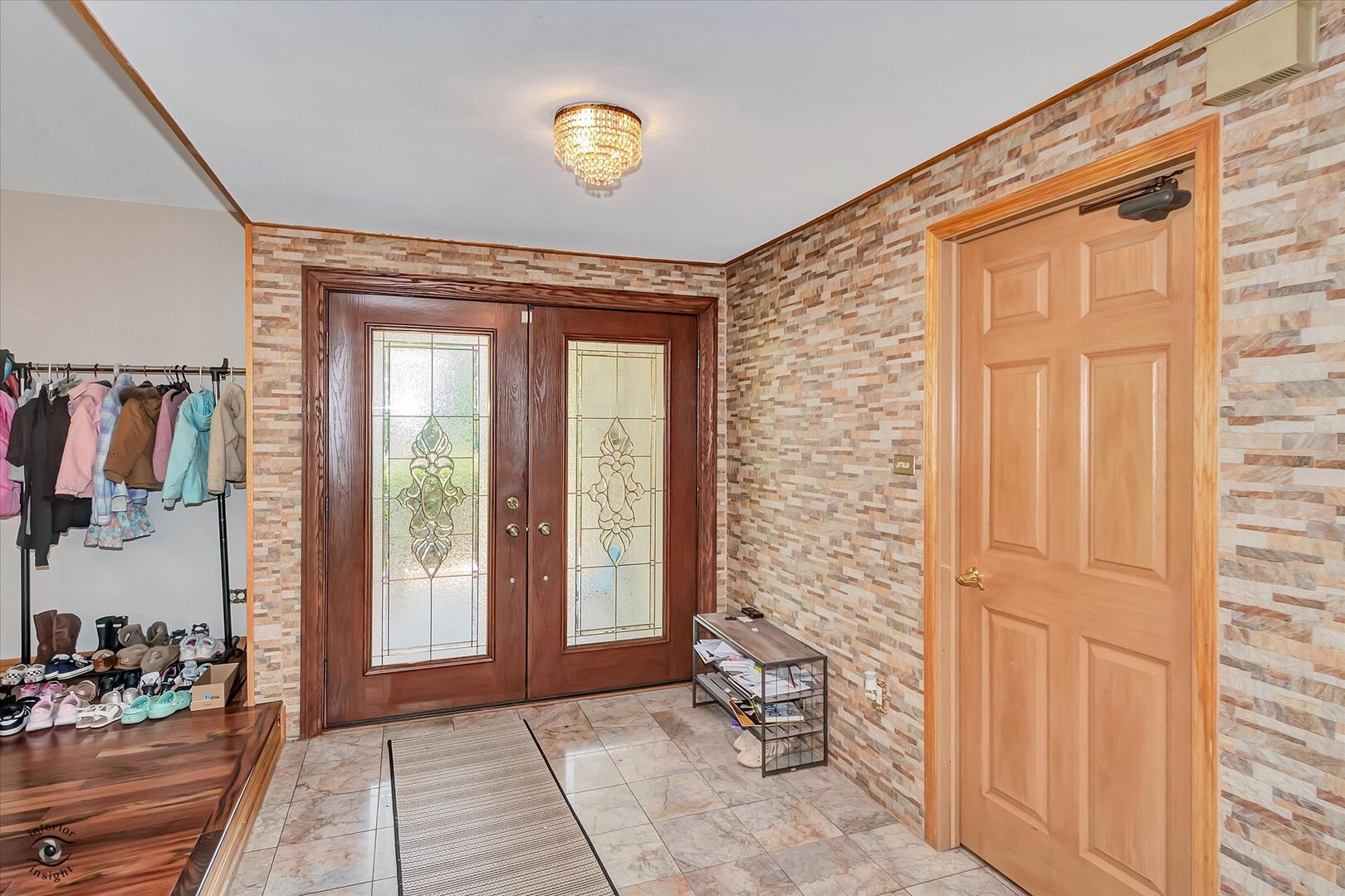 10408 S Alta Drive, Palos Hills, IL 60465