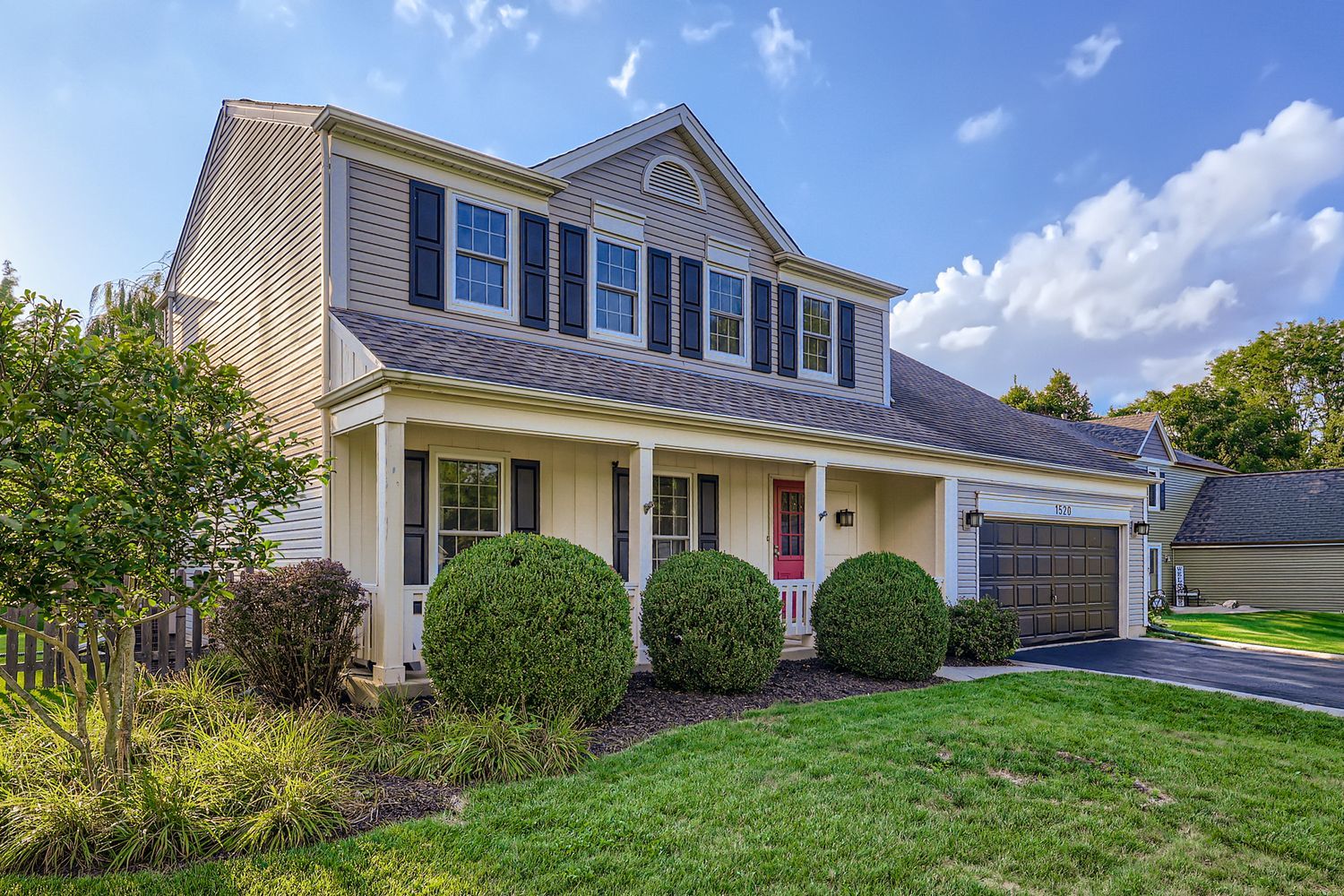 1520 Yosemite Parkway, Algonquin, IL 60102