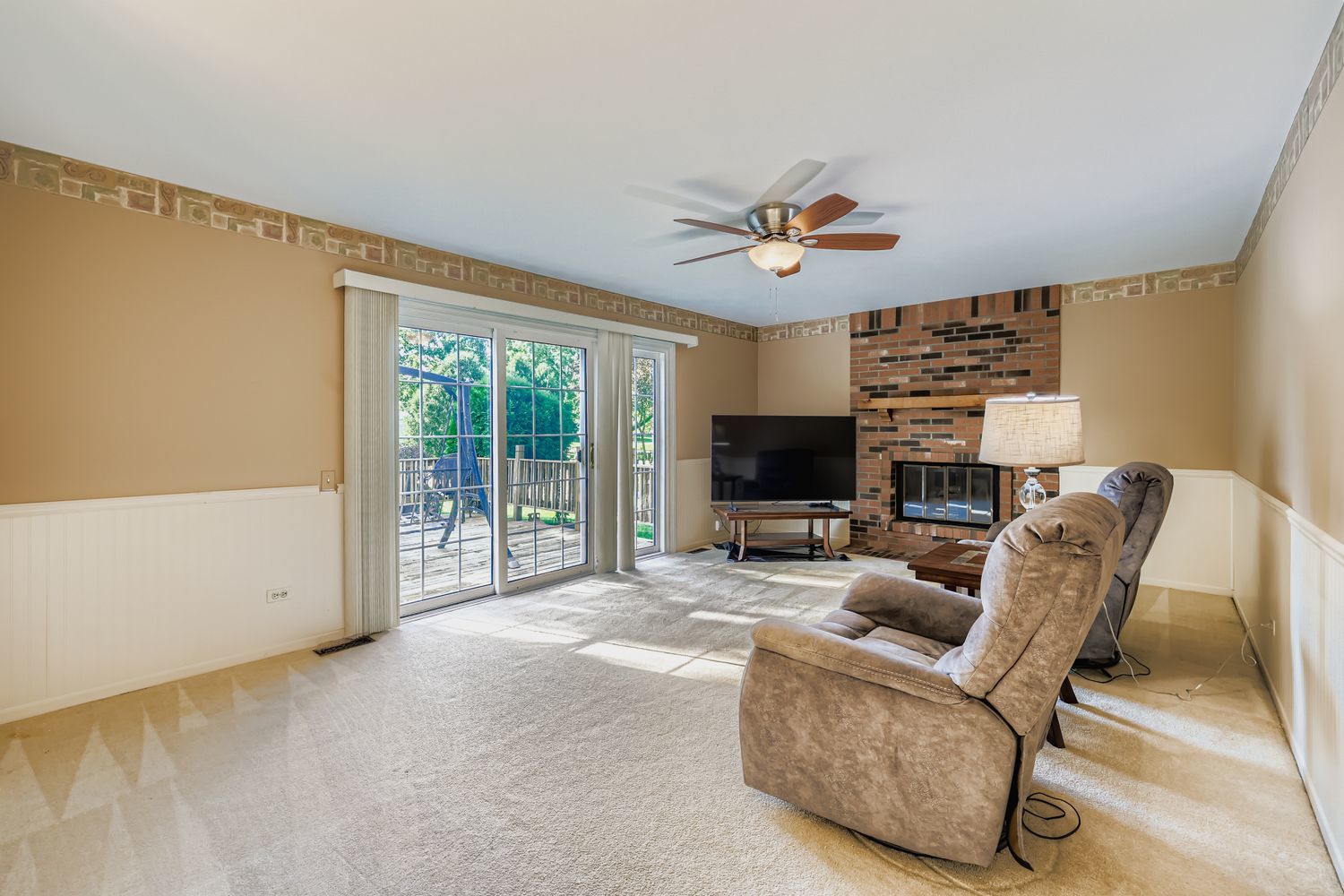 1520 Yosemite Parkway, Algonquin, IL 60102
