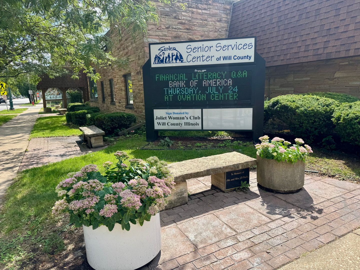 251 N Center Street, Joliet, IL 60435