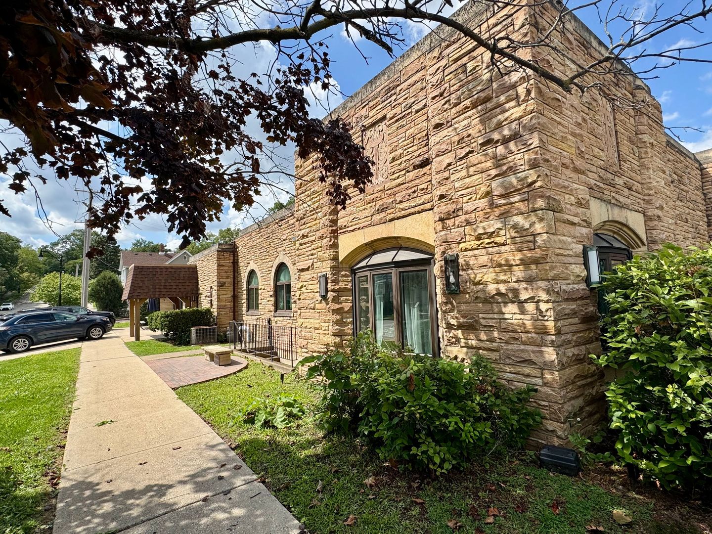 251 N Center Street, Joliet, IL 60435