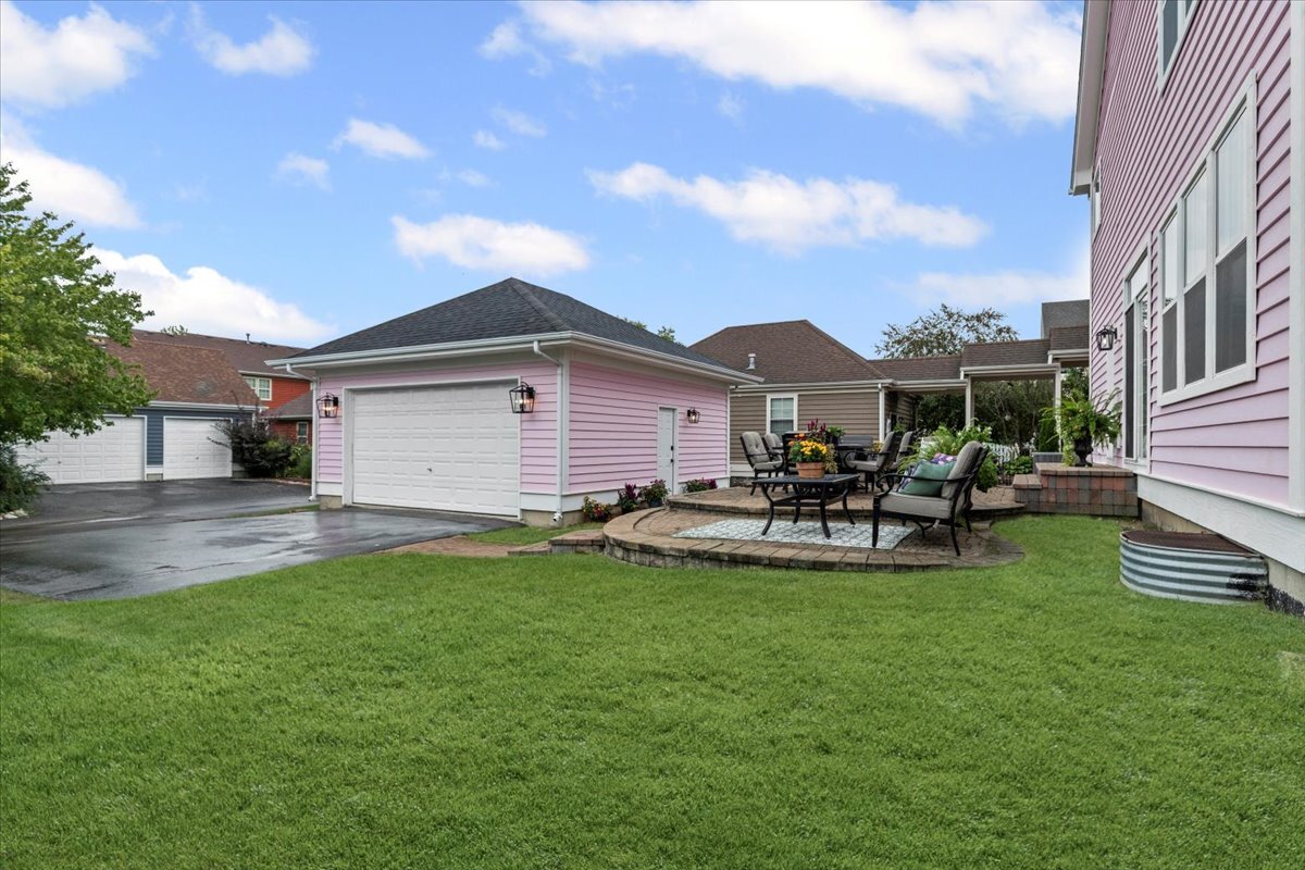 306 Lasalle Street, Vernon Hills, IL 60061