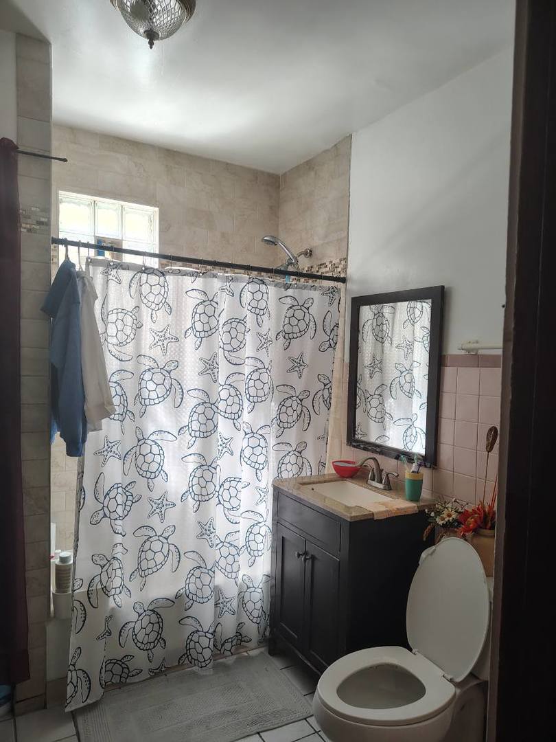 2426 N Long Avenue, Chicago, IL 60639