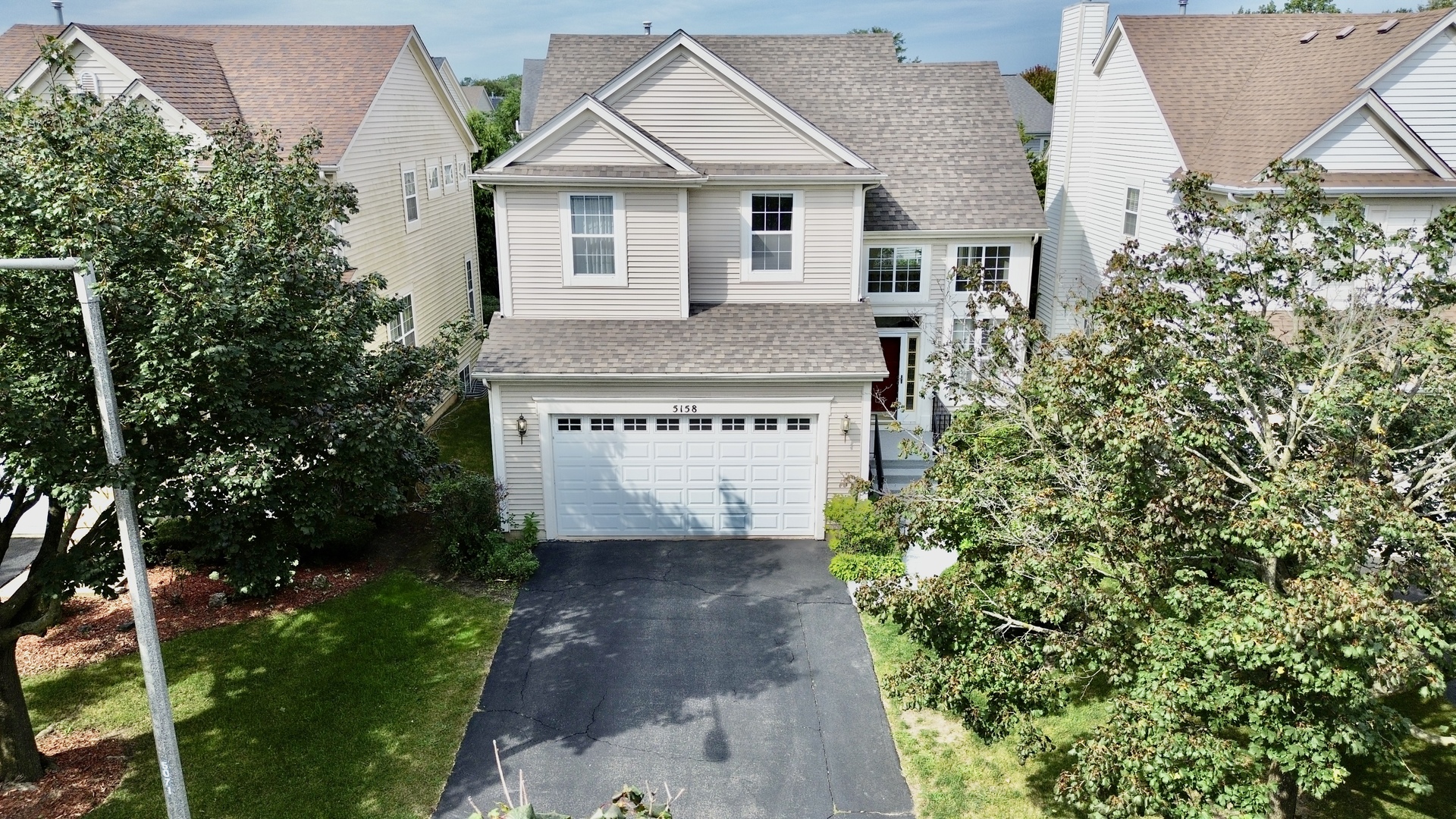 5158 Ashley Circle, Lisle, IL 60532