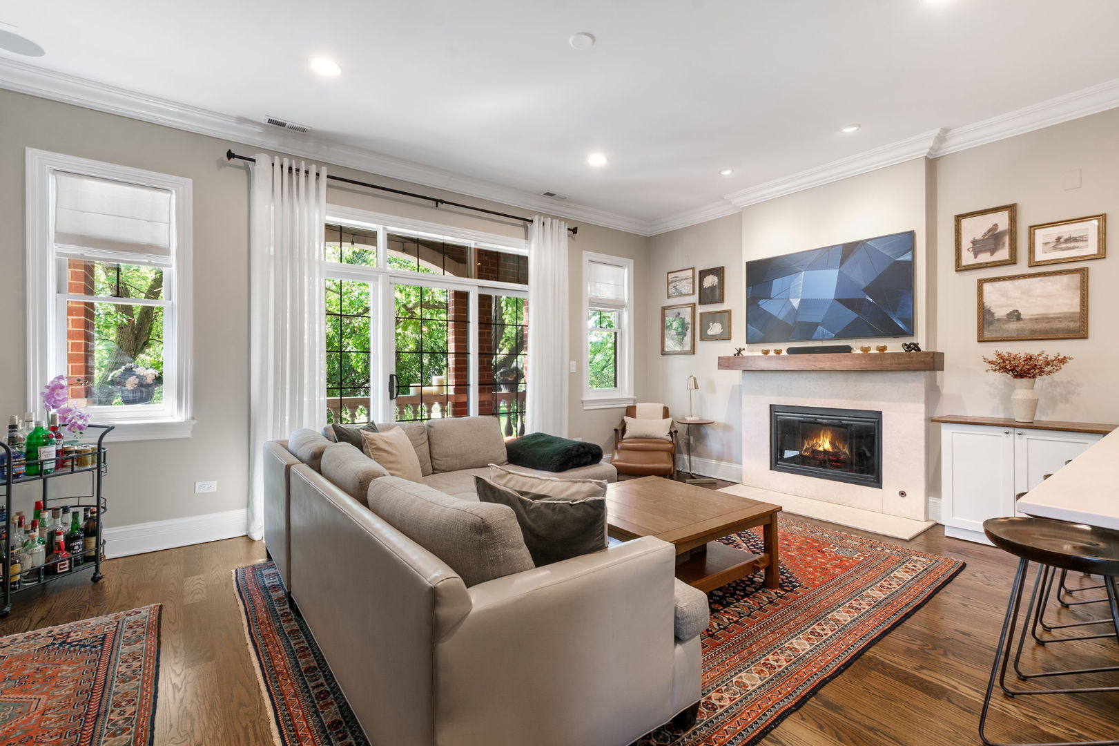 1532 W Wrightwood Avenue #2, Chicago, IL 60614