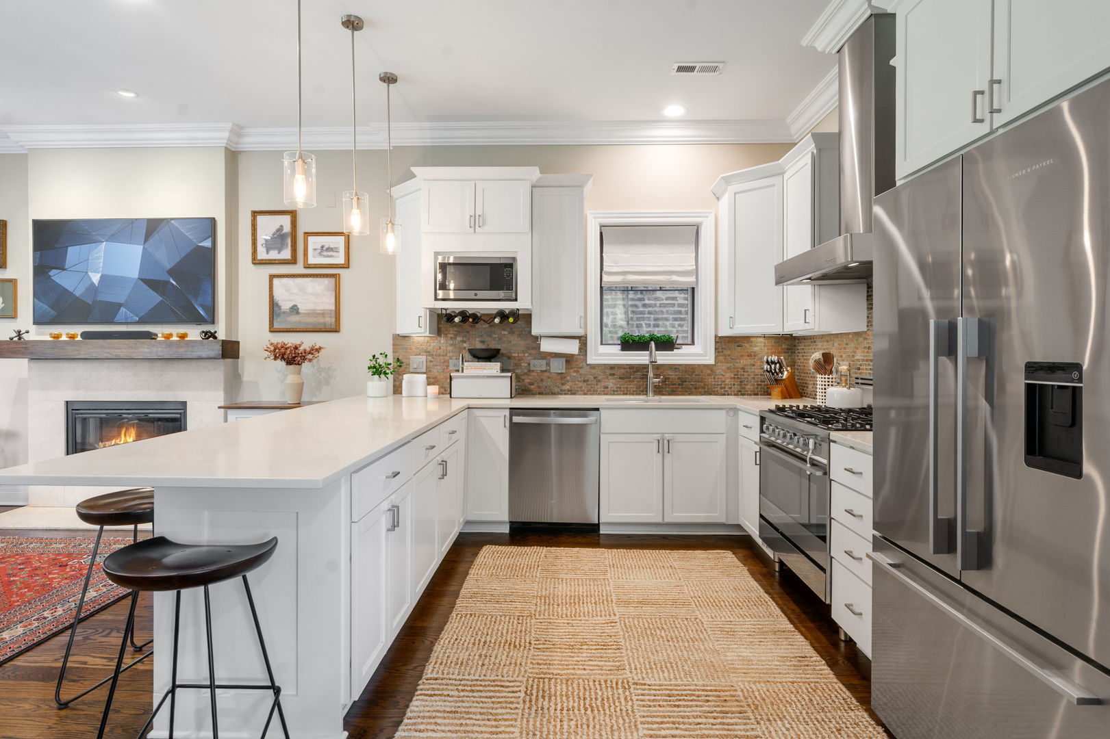 1532 W Wrightwood Avenue #2, Chicago, IL 60614
