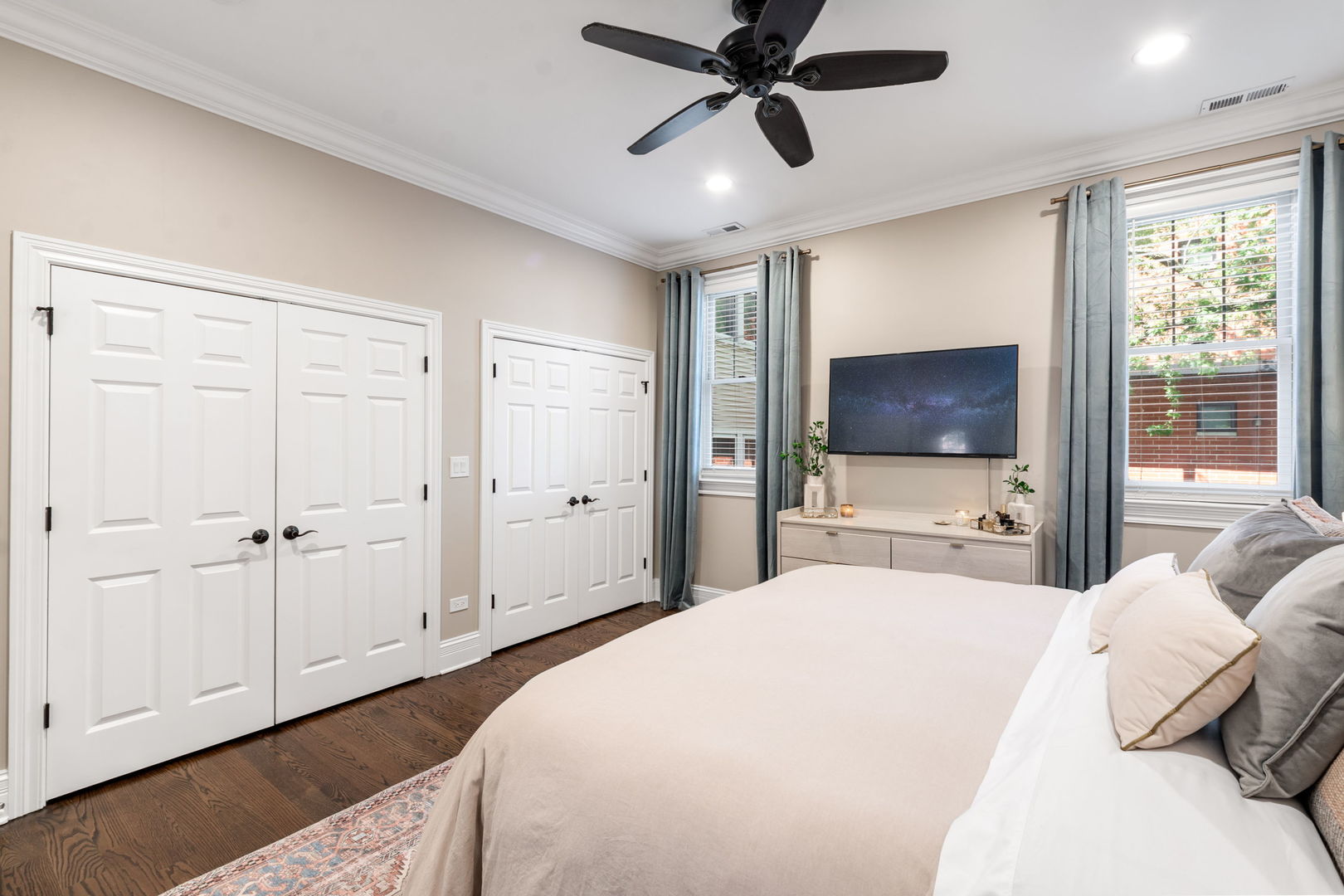 1532 W Wrightwood Avenue #2, Chicago, IL 60614