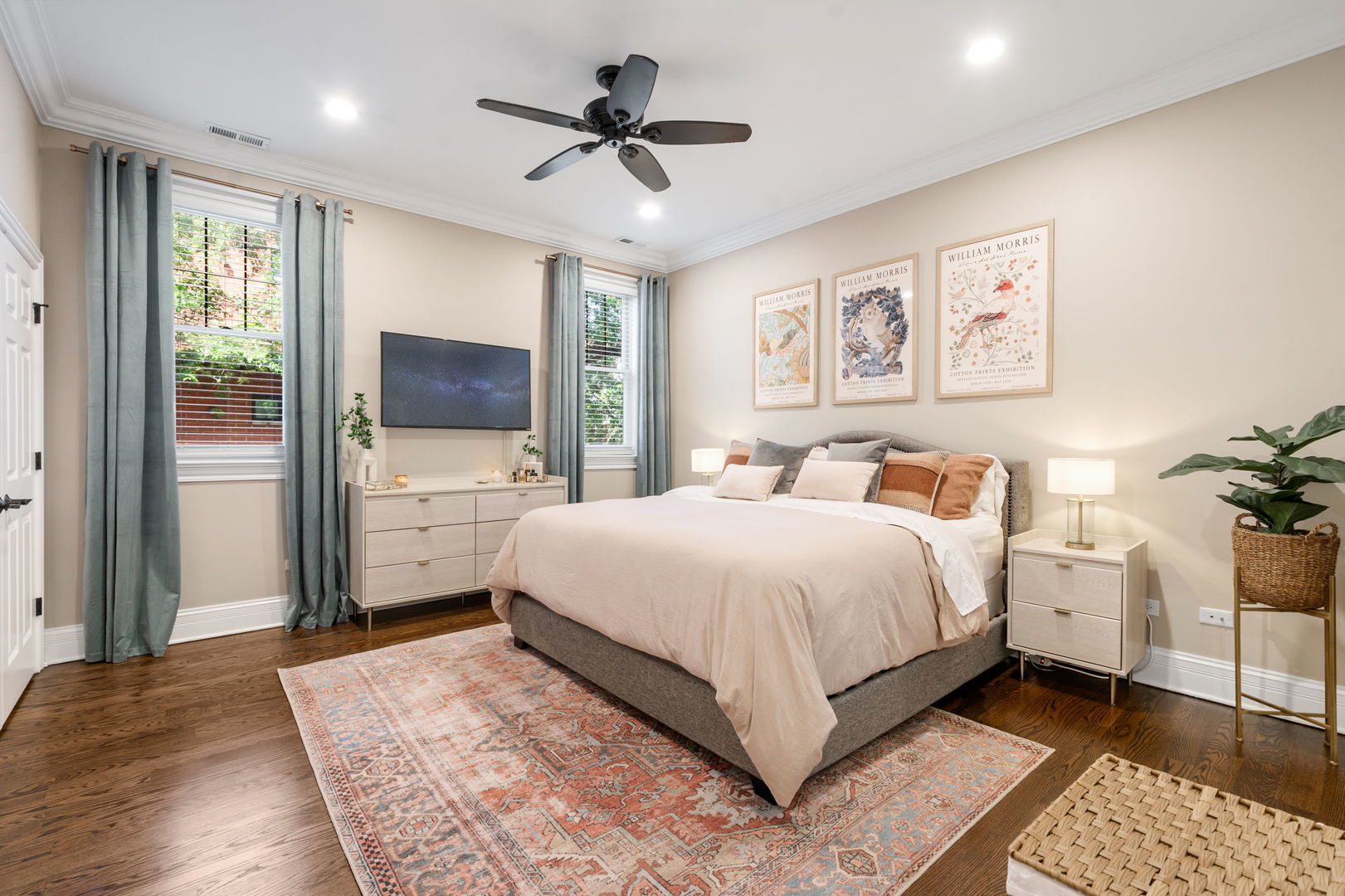 1532 W Wrightwood Avenue #2, Chicago, IL 60614