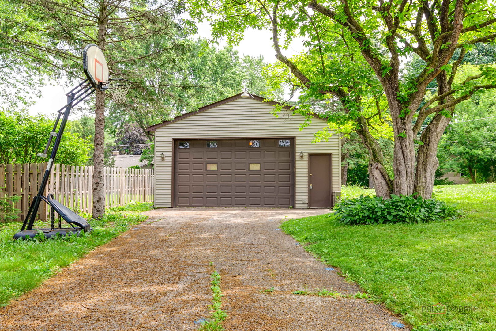 389 Pine Grove Avenue, Gurnee, IL 60031