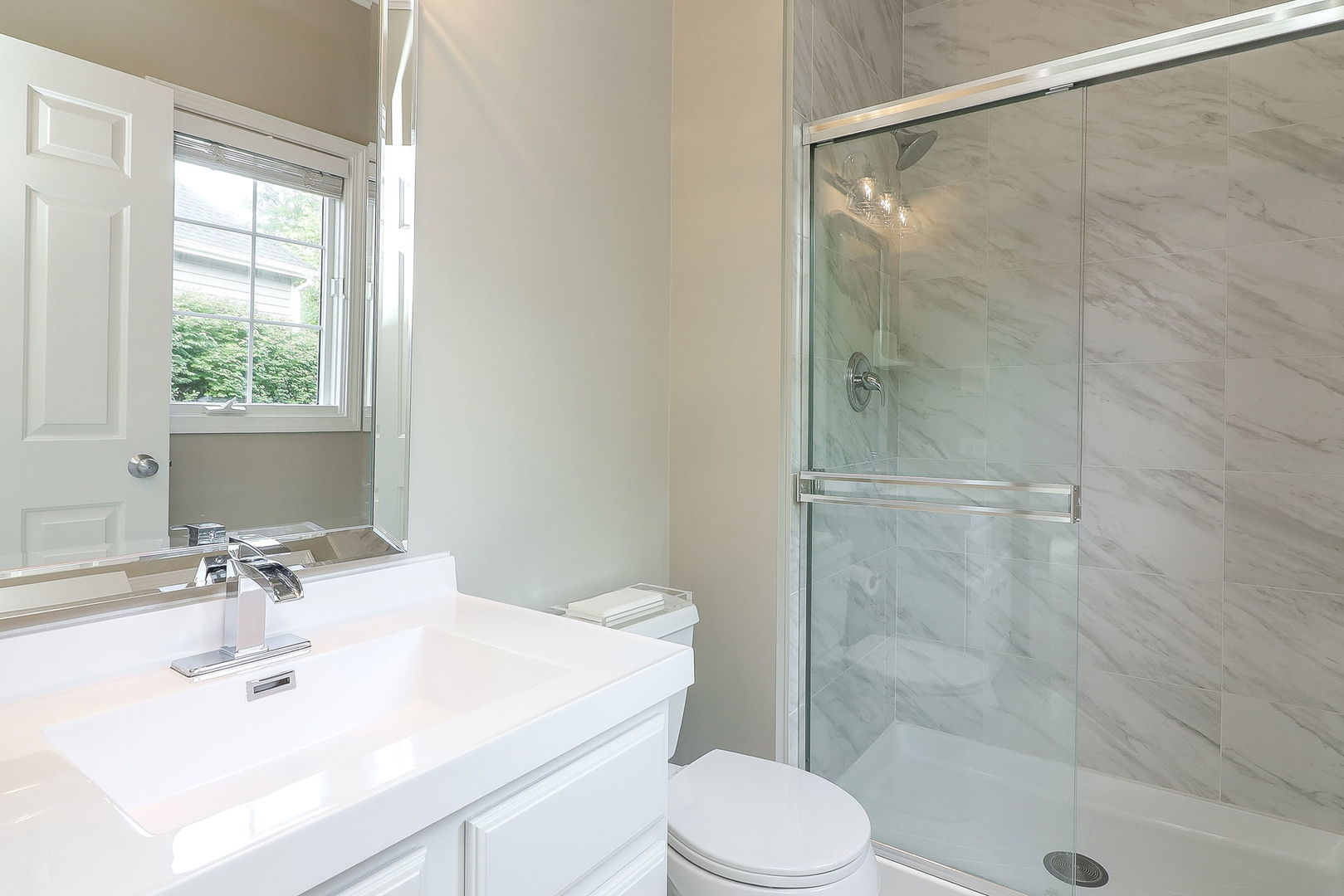 2228 Foxboro Lane, Naperville, IL 60564