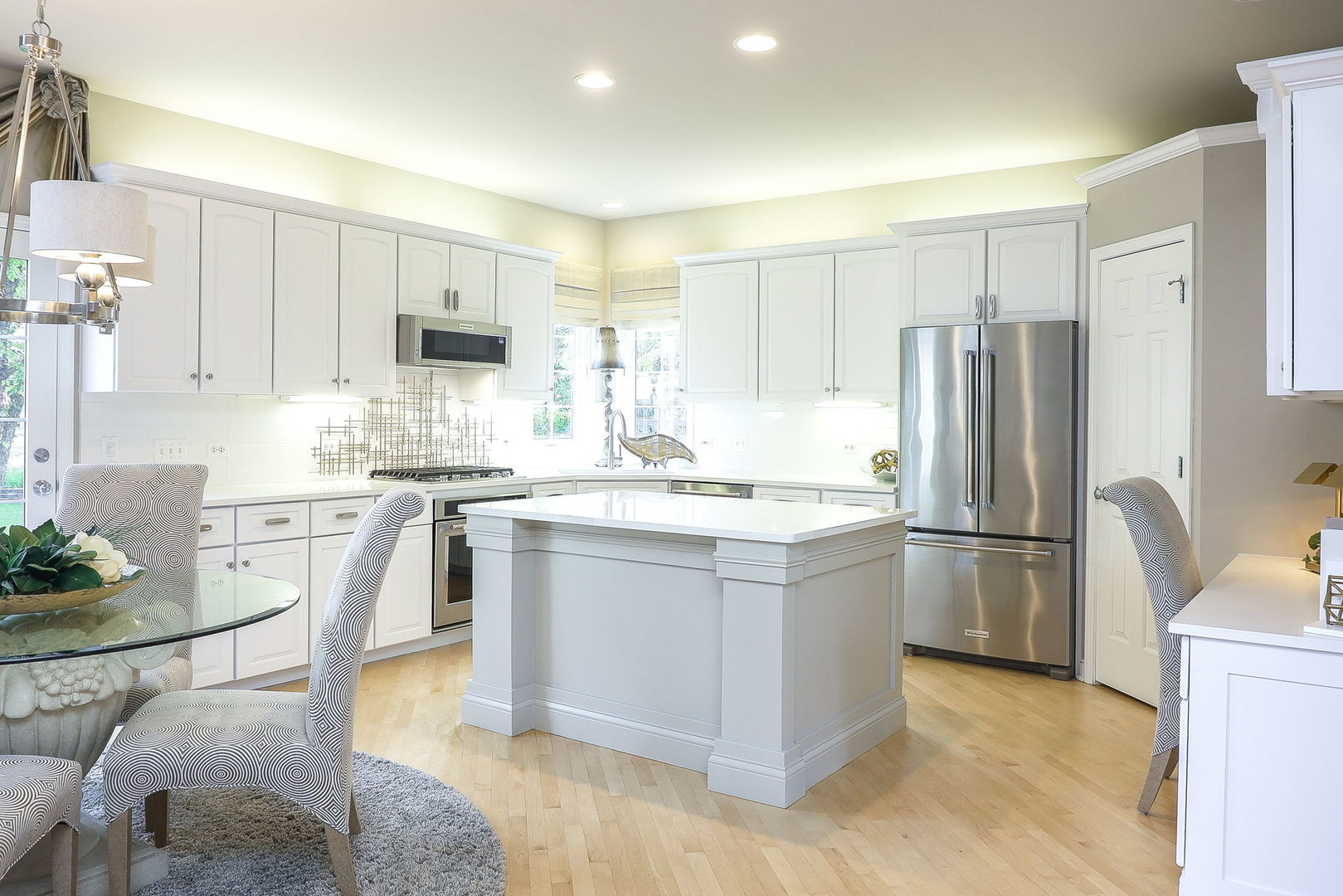 2228 Foxboro Lane, Naperville, IL 60564