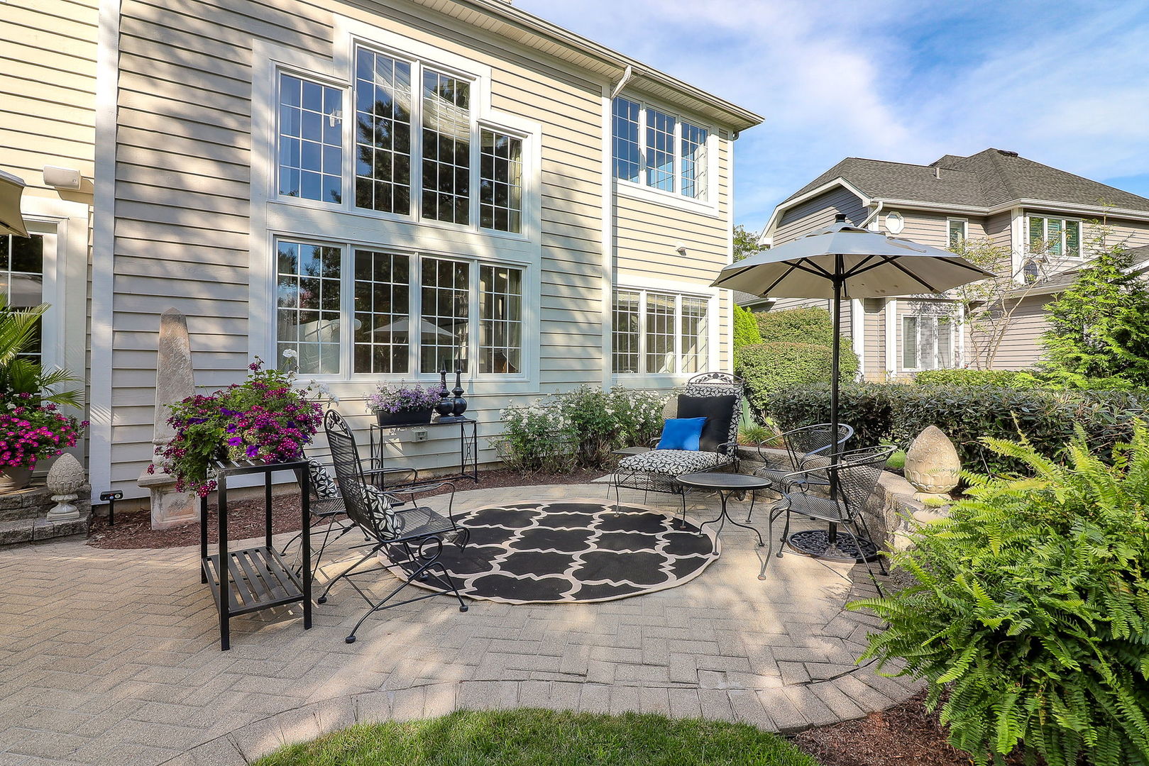 2228 Foxboro Lane, Naperville, IL 60564