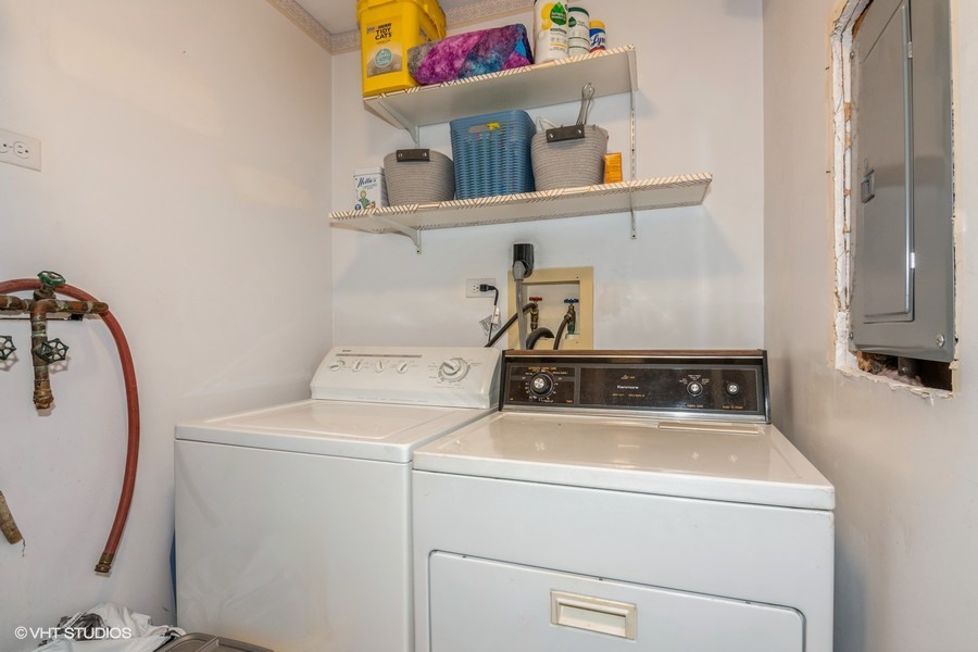1441 Haverhill Drive #B, Wheaton, IL 60189