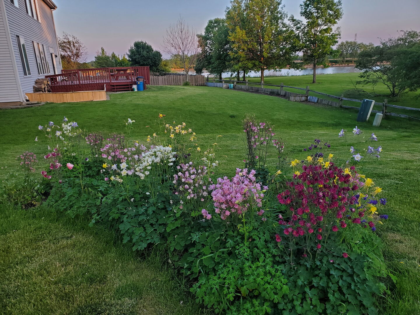389 W Caldwell Drive, Round Lake, IL 60073