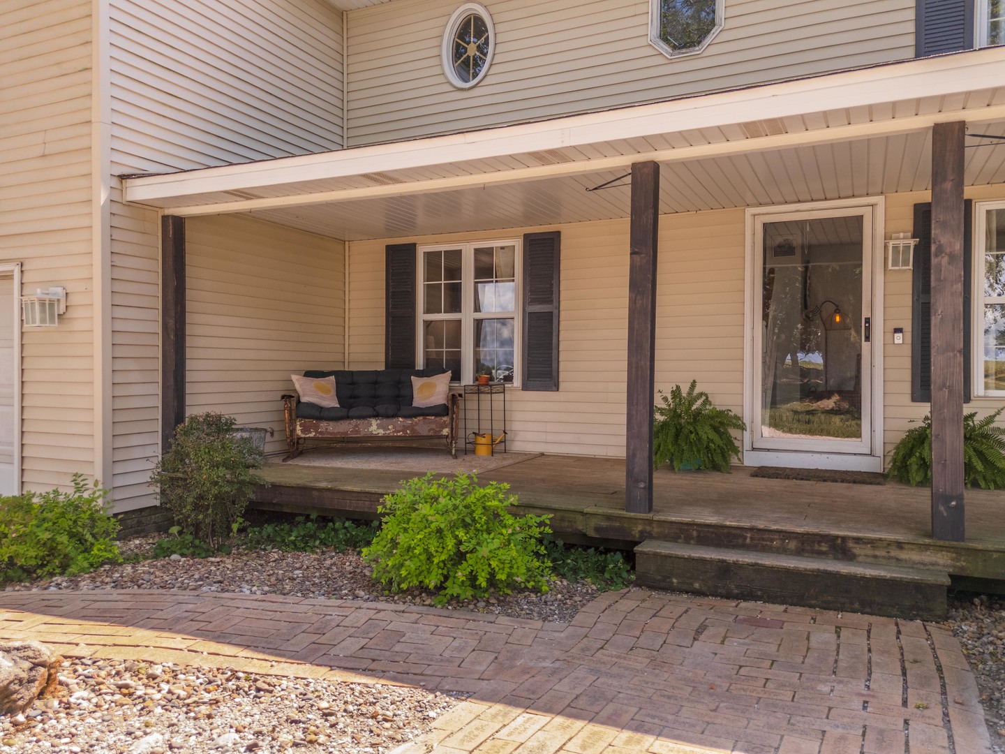 8066 N 1300 East Road, Shirley, IL 61772