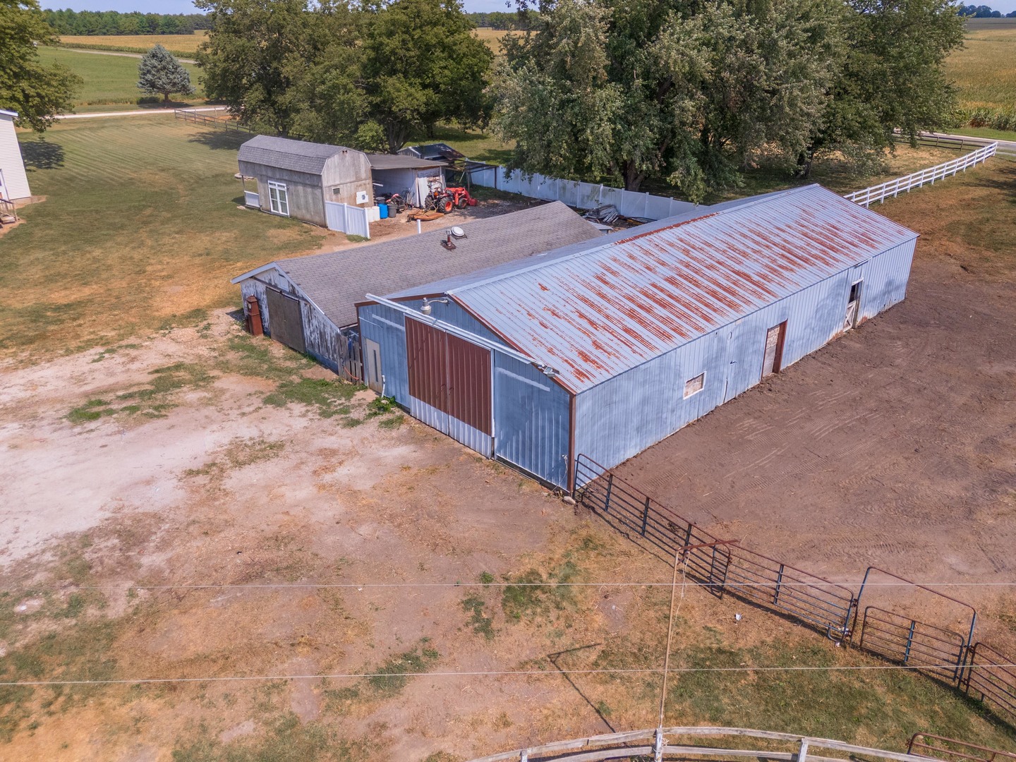 8066 N 1300 East Road, Shirley, IL 61772