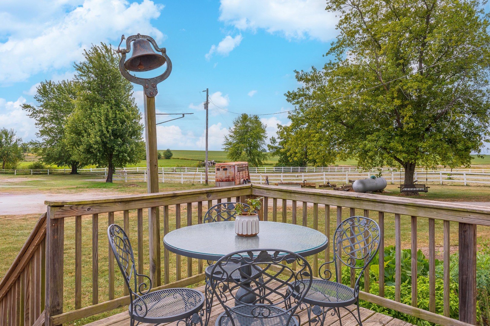 8066 N 1300 East Road, Shirley, IL 61772