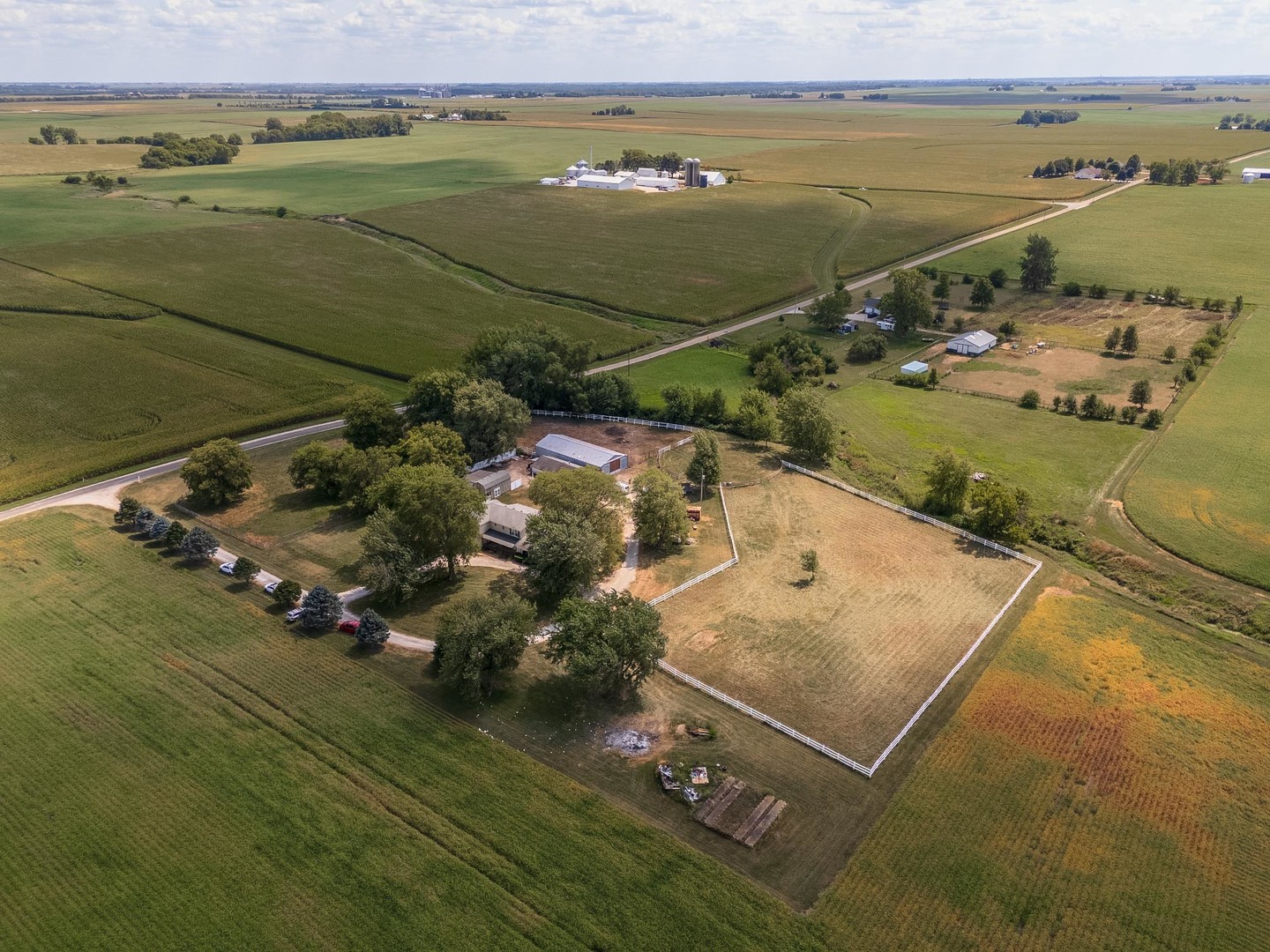 8066 N 1300 East Road, Shirley, IL 61772