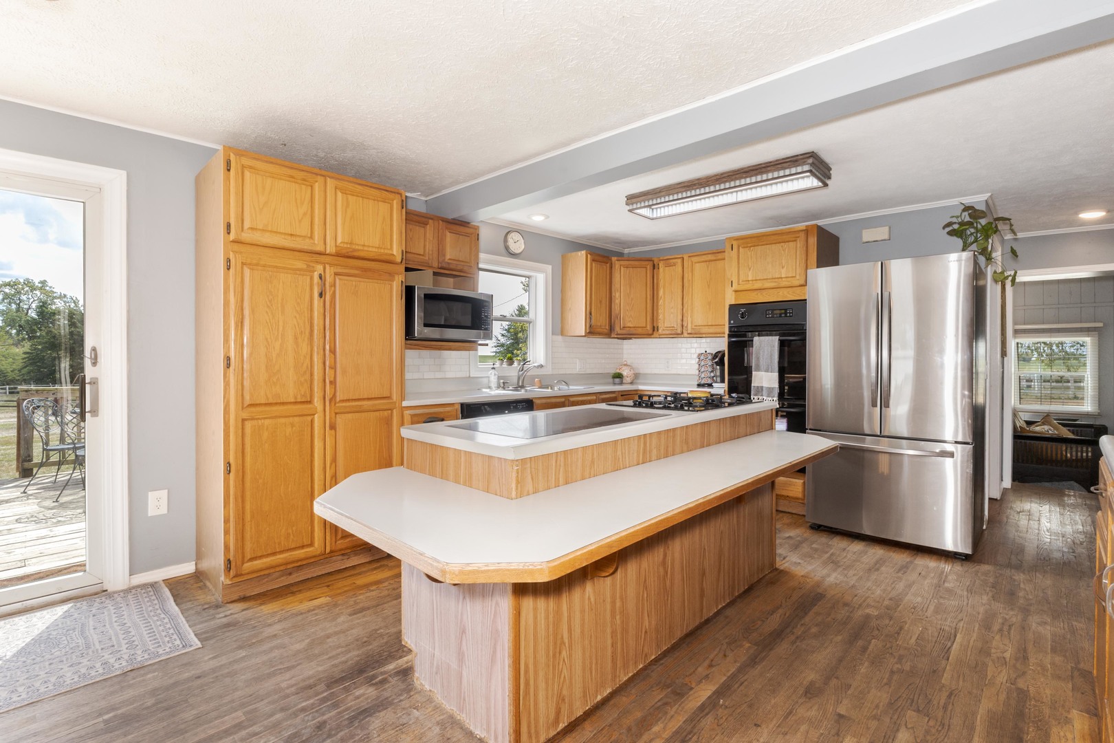 8066 N 1300 East Road, Shirley, IL 61772