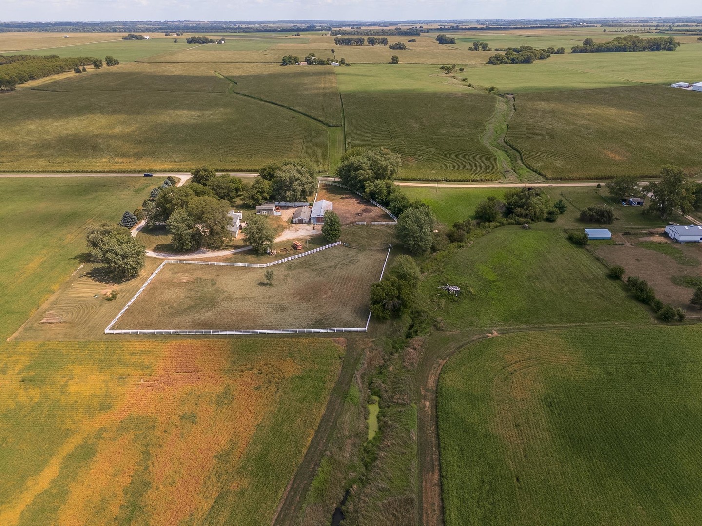 8066 N 1300 East Road, Shirley, IL 61772