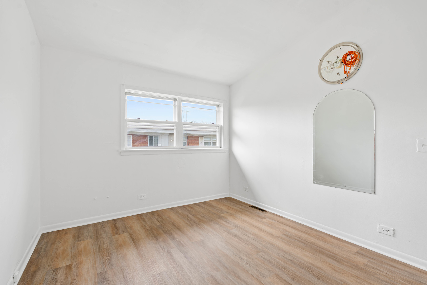 8929 Robin Drive #D, Des Plaines, IL 60016