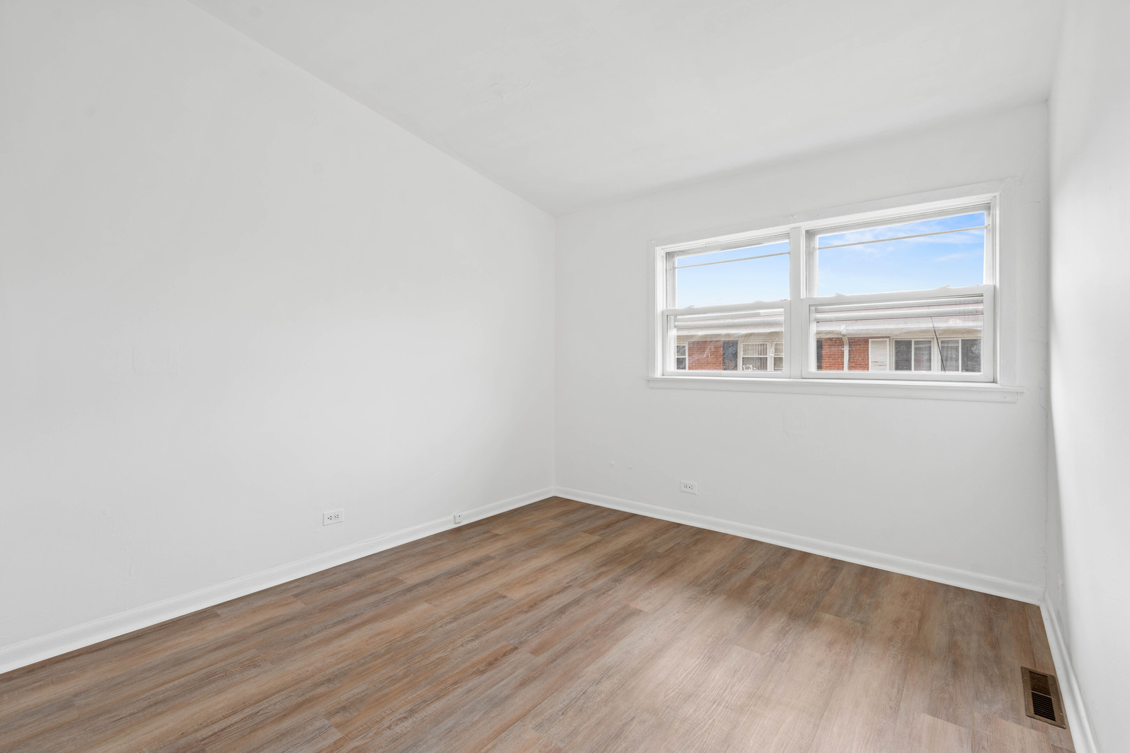8929 Robin Drive #D, Des Plaines, IL 60016
