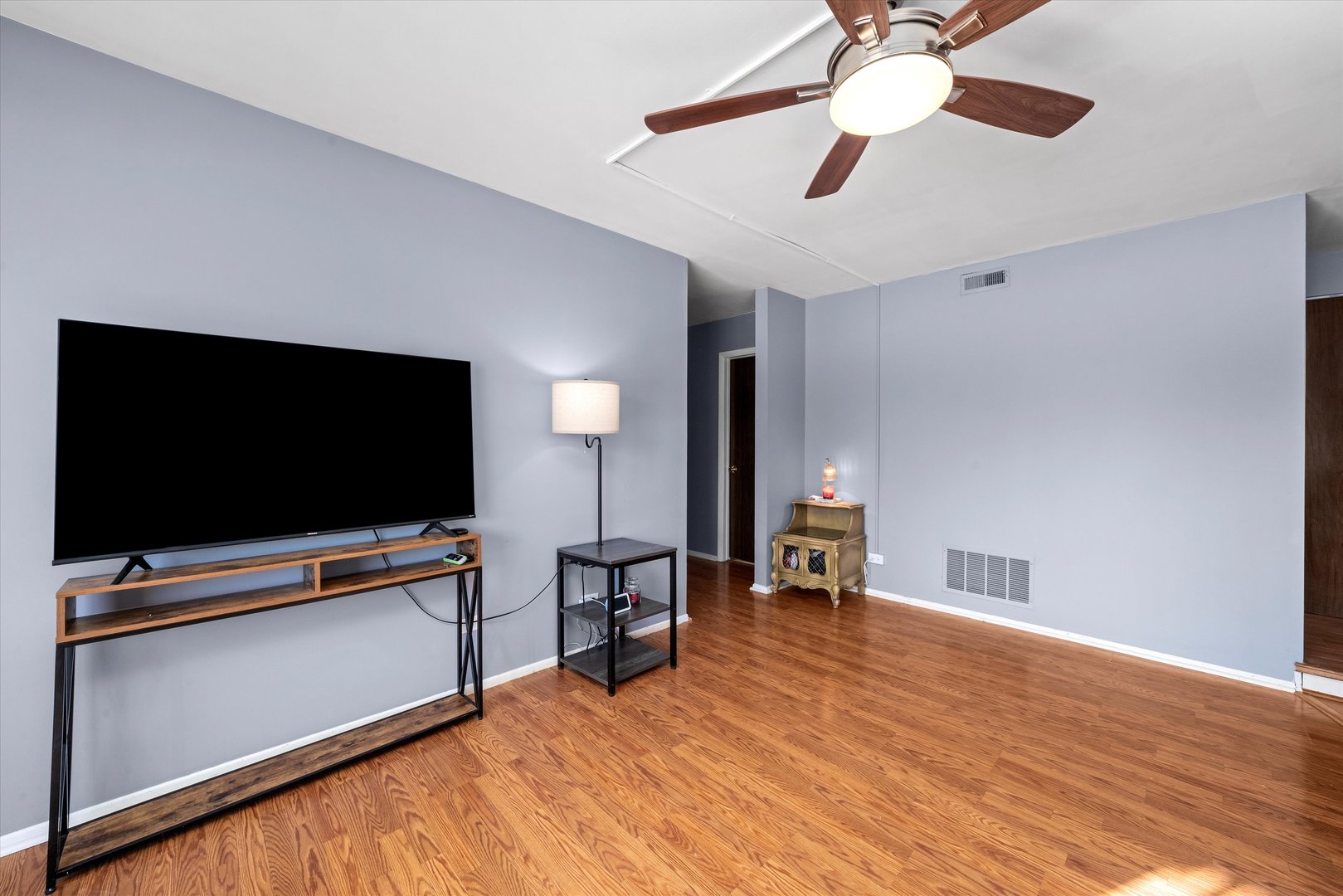 6738 181st Street #1520, Tinley Park, IL 60477