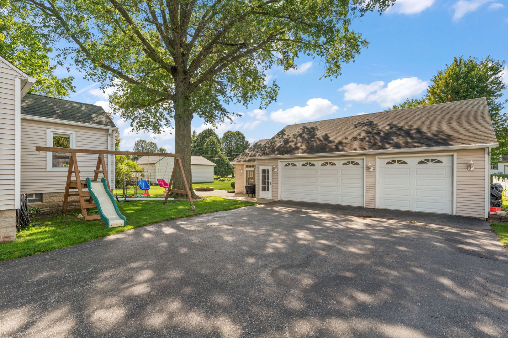710 Elliott Street, Beecher, IL 60401