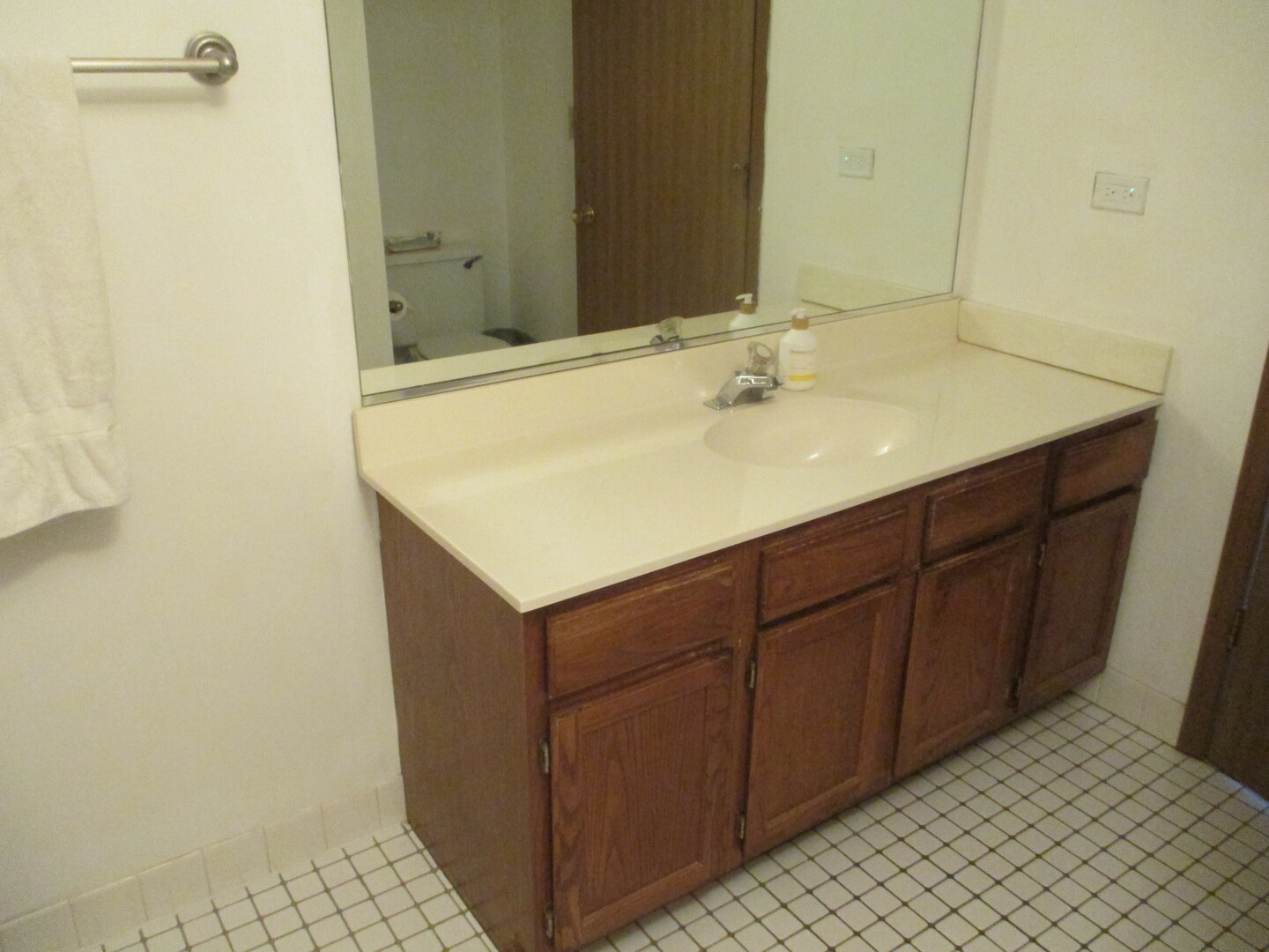 865 N Tamarac Boulevard, Addison, IL 60101