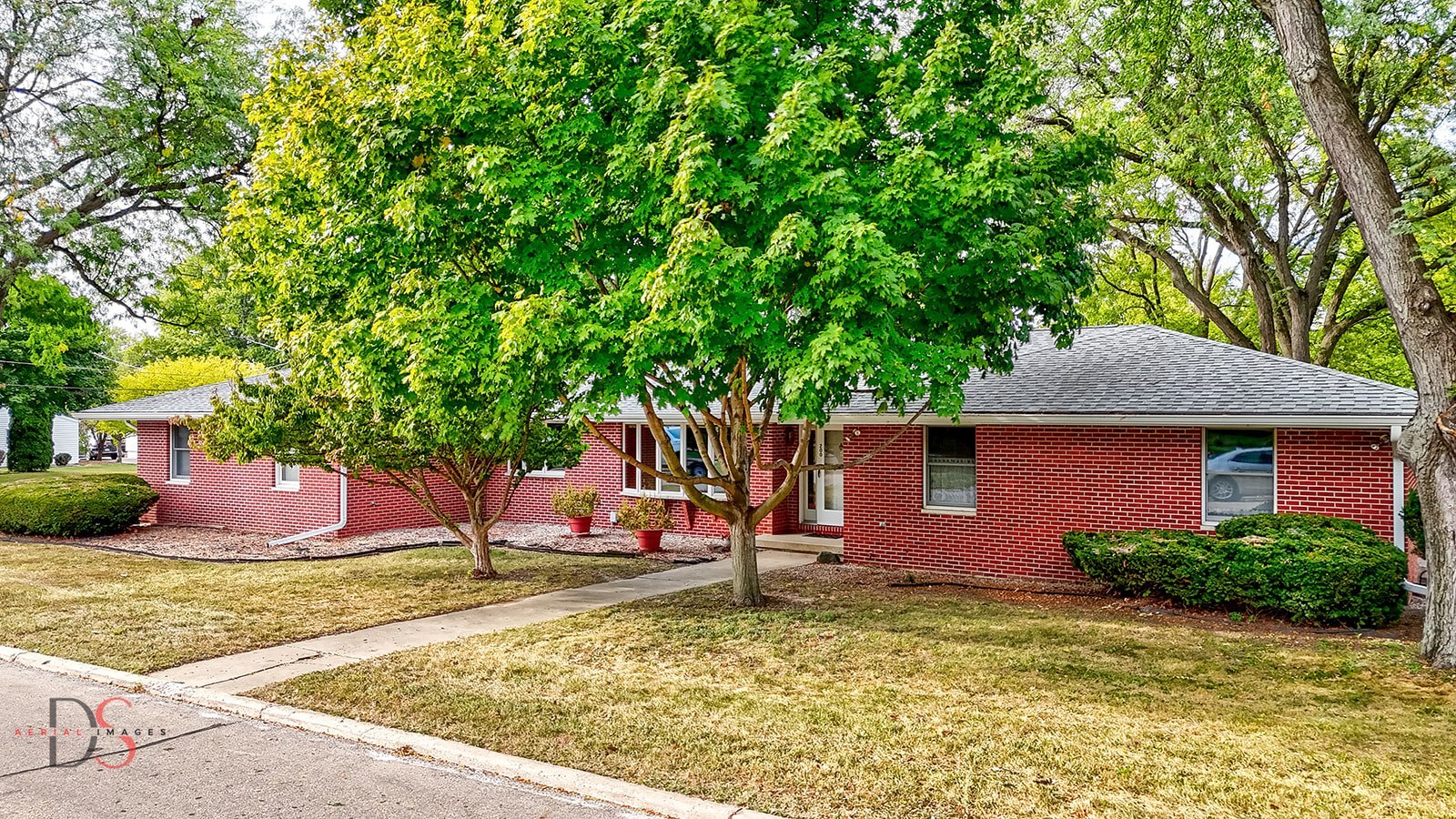 200 E Allen Street, Ottawa, IL 61350