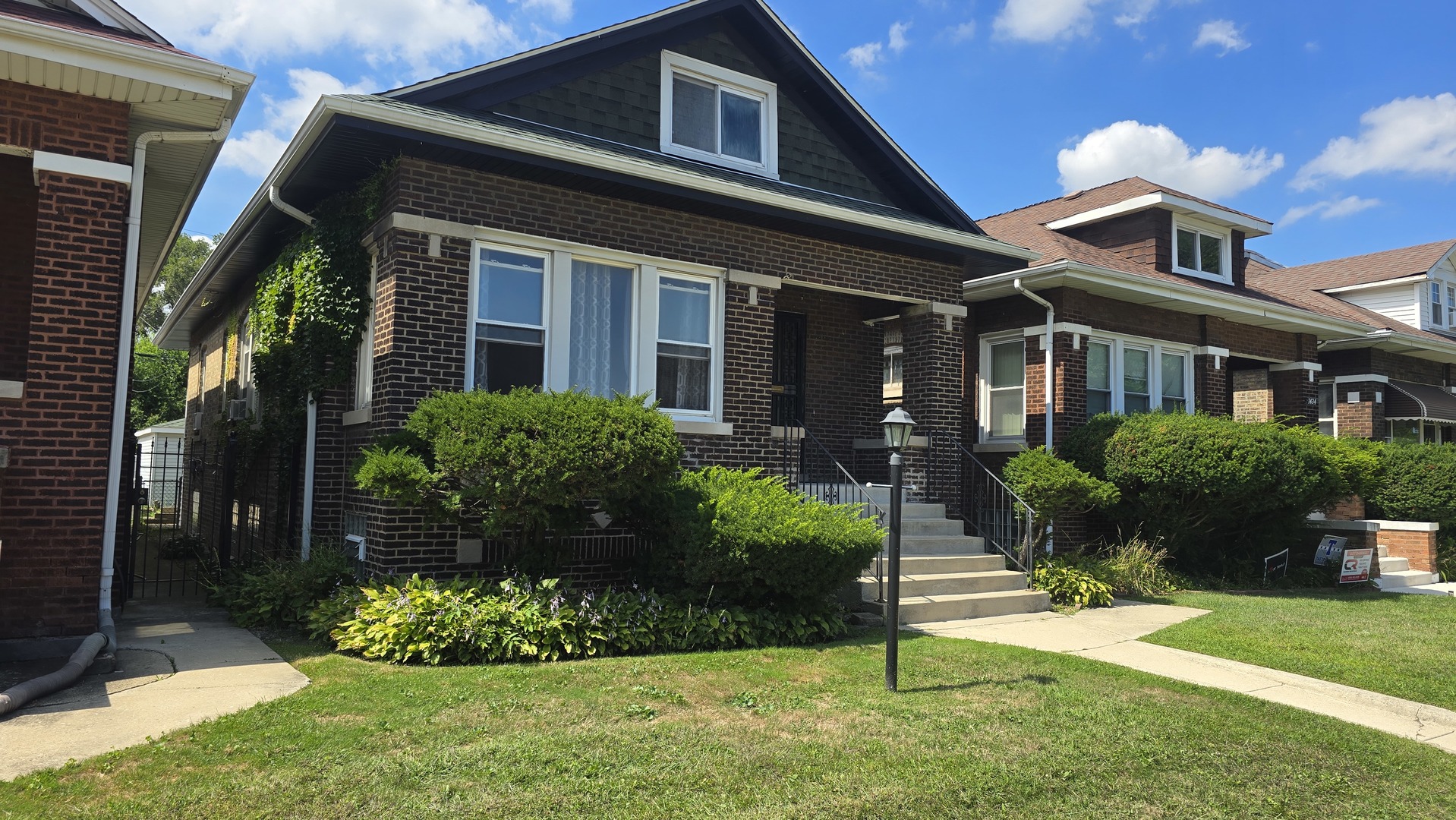 1430 N Lavergne Avenue, Chicago, IL 60651